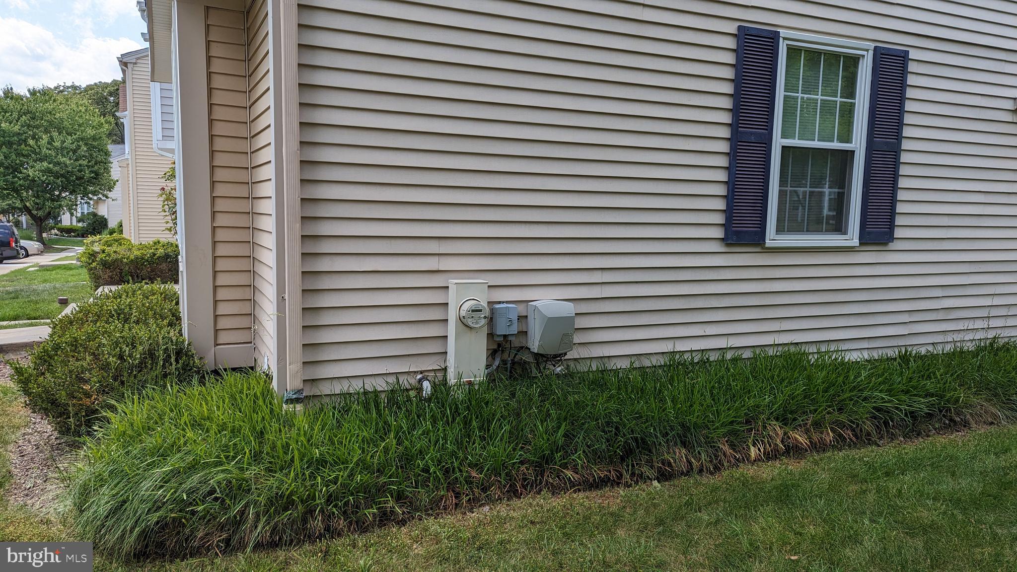 DEERFIELD - Residential Lease