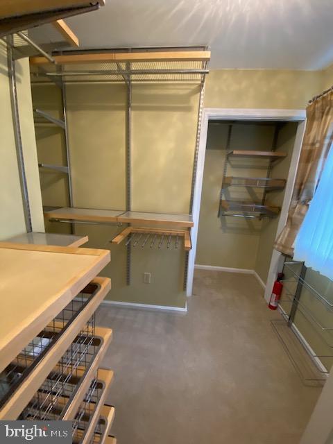 WESTHAMPTON - Residential Lease