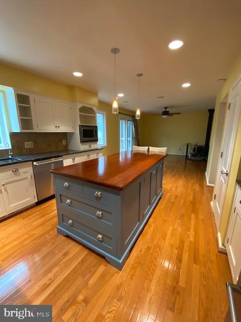 WESTHAMPTON - Residential Lease