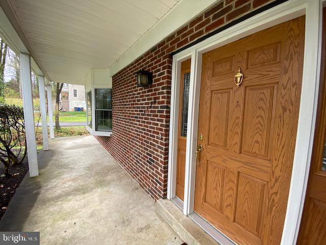 WESTHAMPTON - Residential Lease