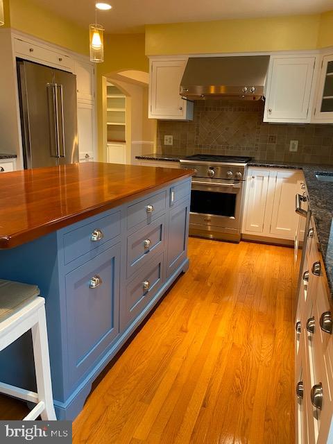 WESTHAMPTON - Residential Lease