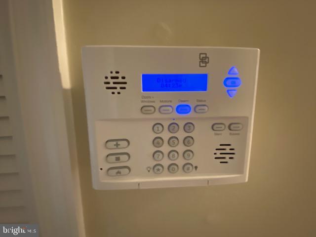 WESTHAMPTON - Residential Lease