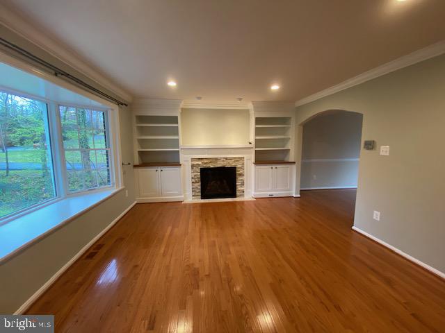 WESTHAMPTON - Residential Lease