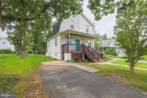 Townhouse For Sale - 2811 Taylor Avenue<br/> PARKVILLE, MD 21234