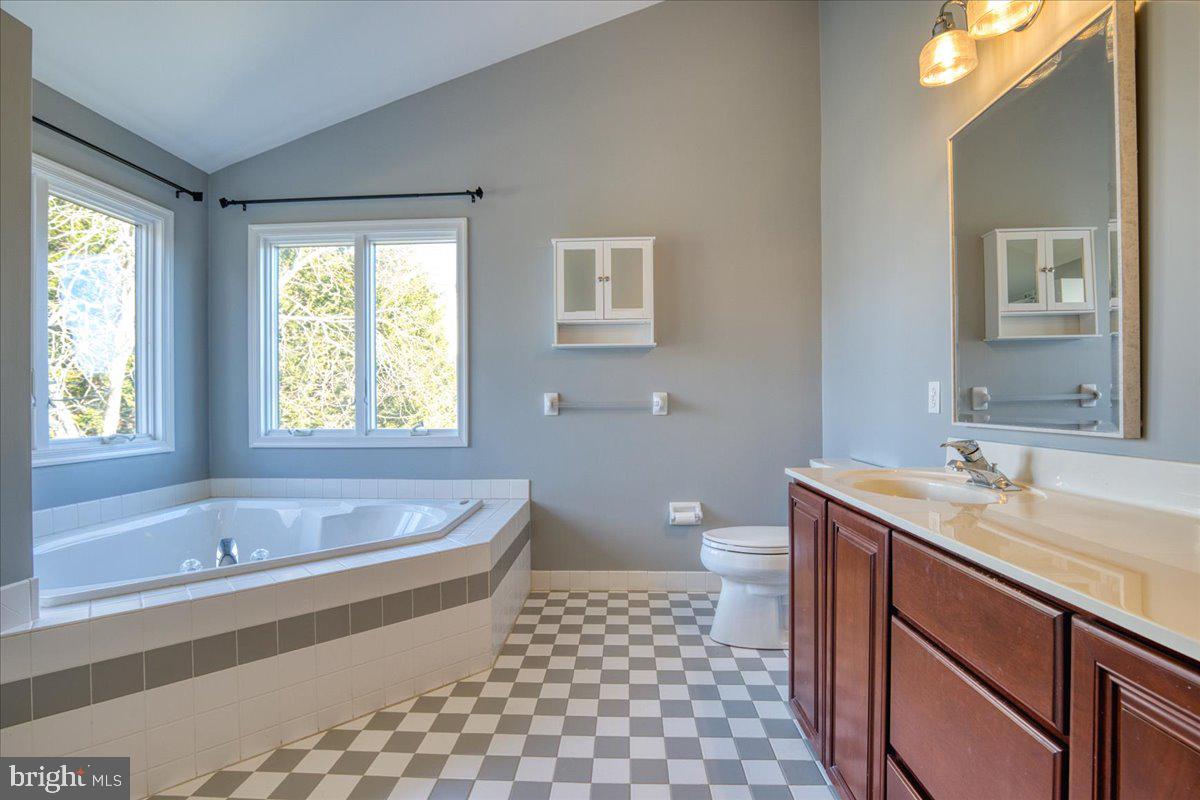 BRIMFUL FARM - Residential