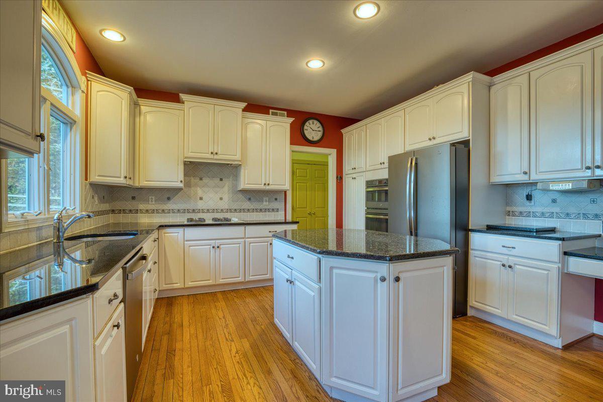 BRIMFUL FARM - Residential