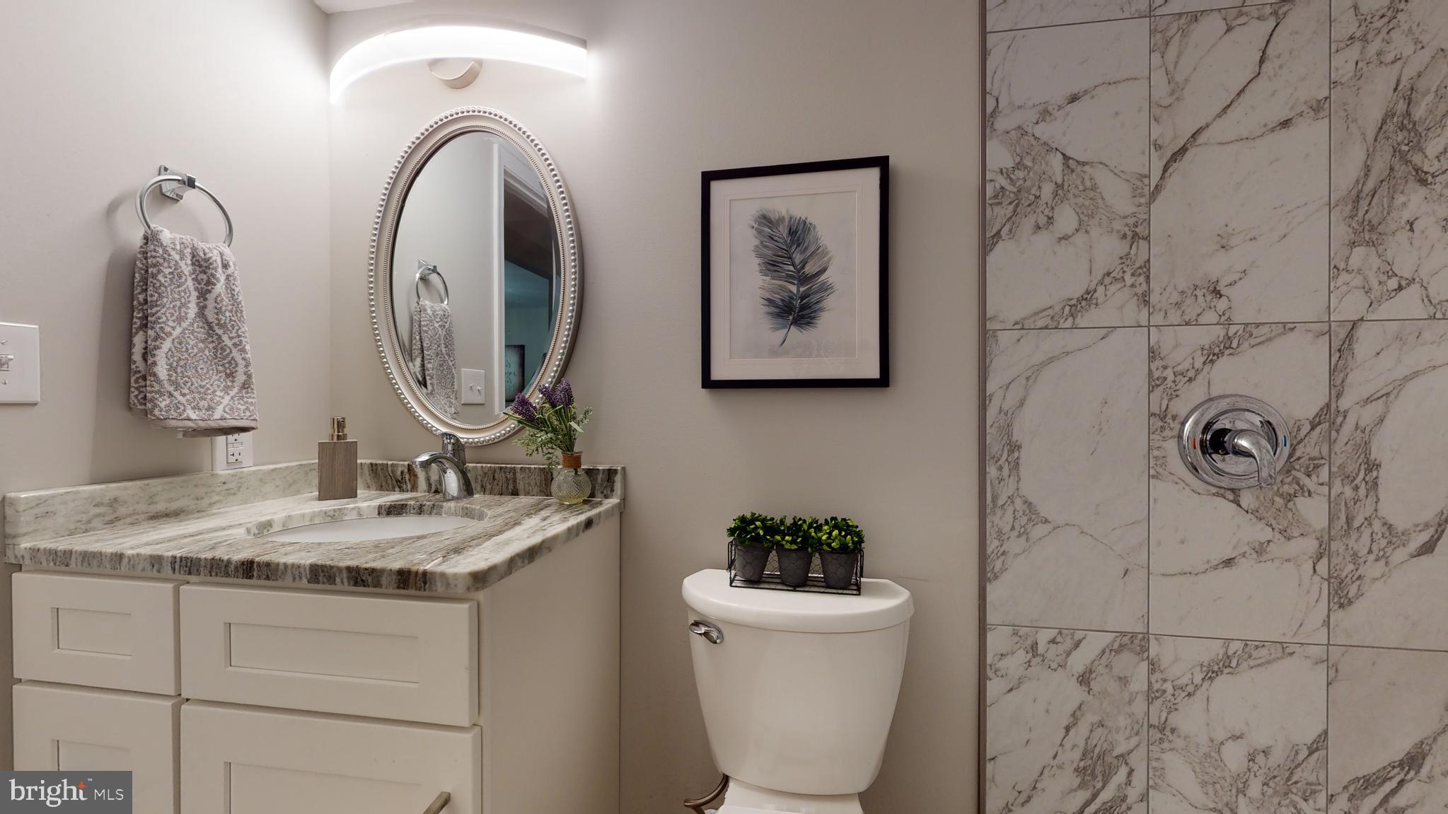 GOLDEN BEACH - Residential