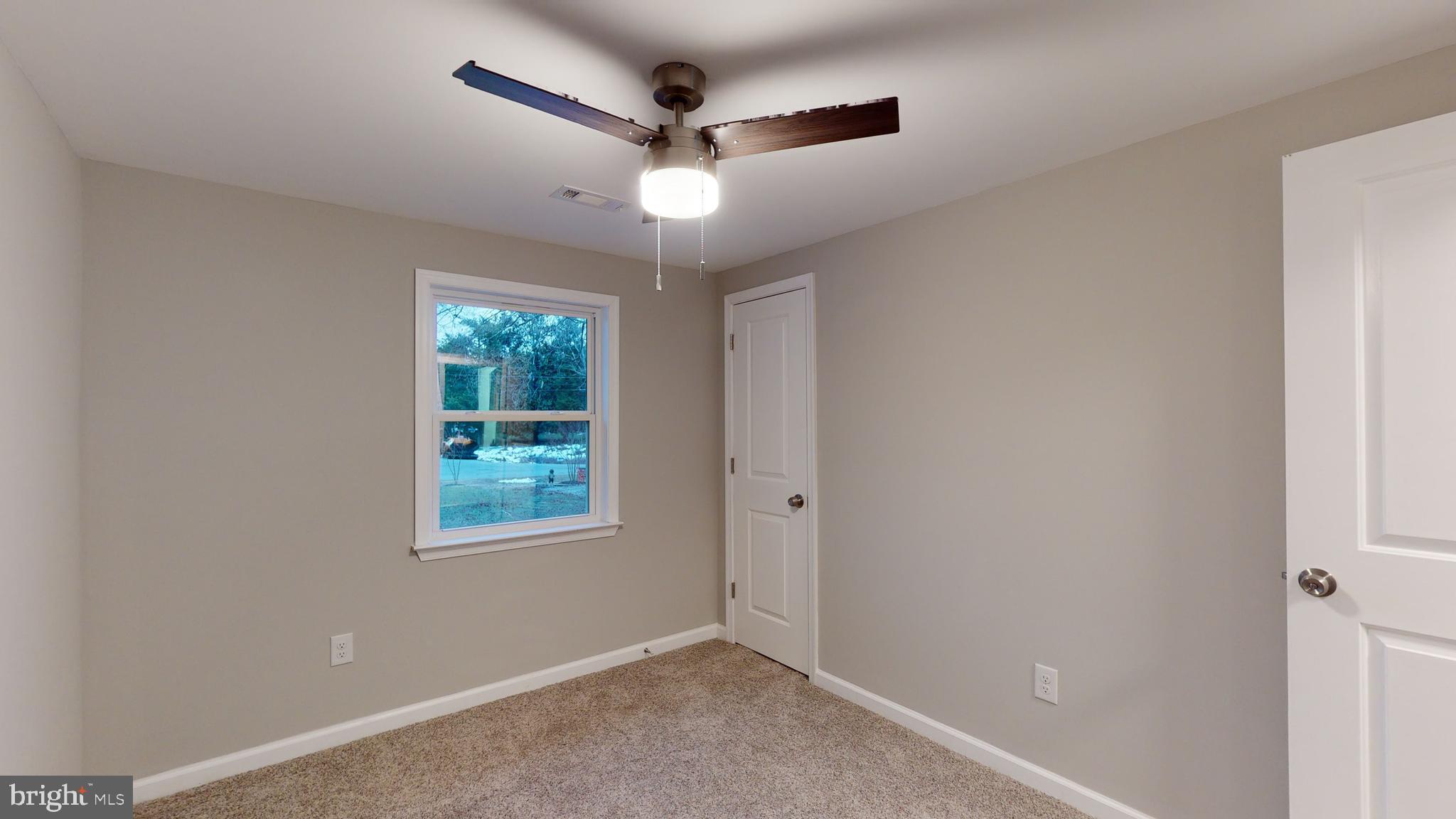 GOLDEN BEACH - Residential