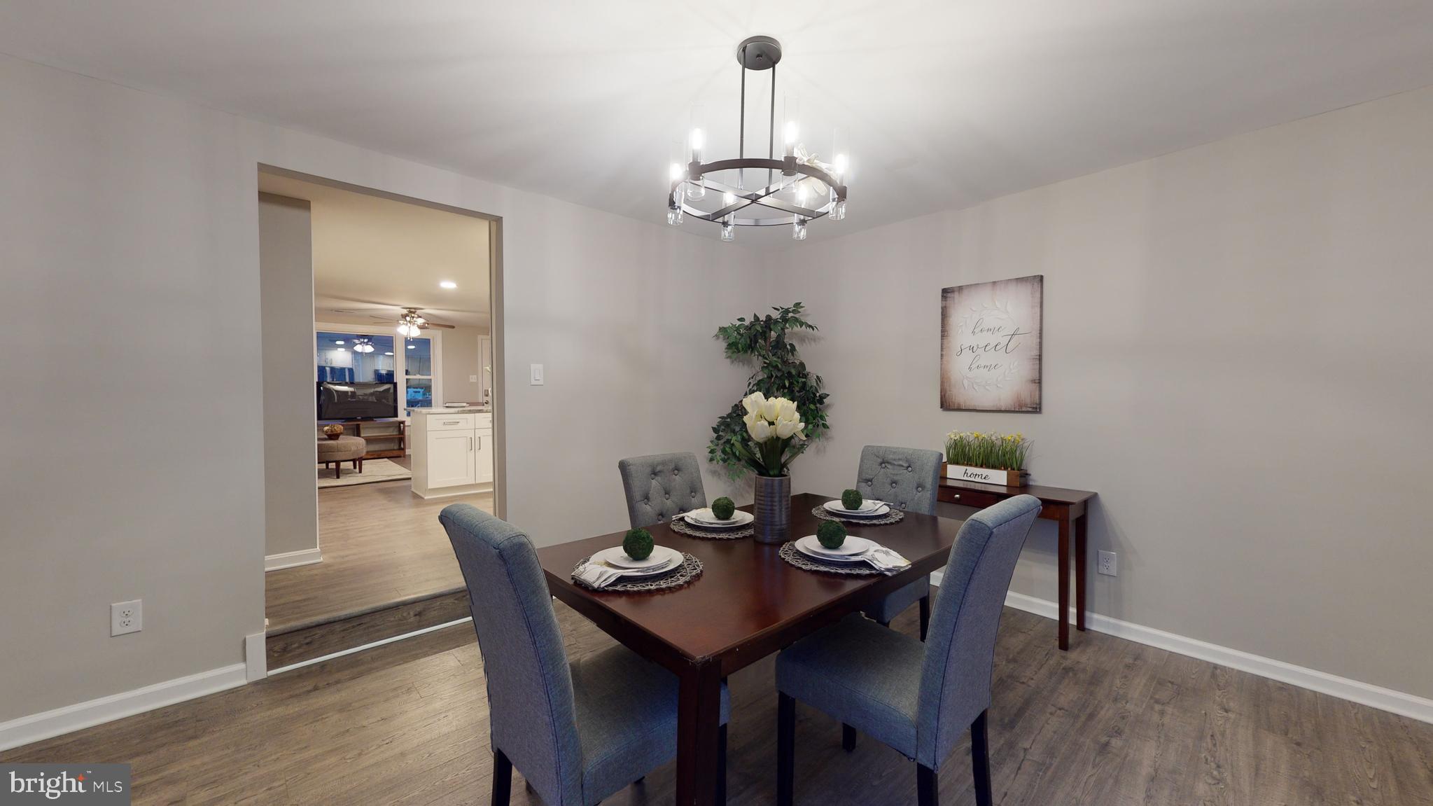 GOLDEN BEACH - Residential