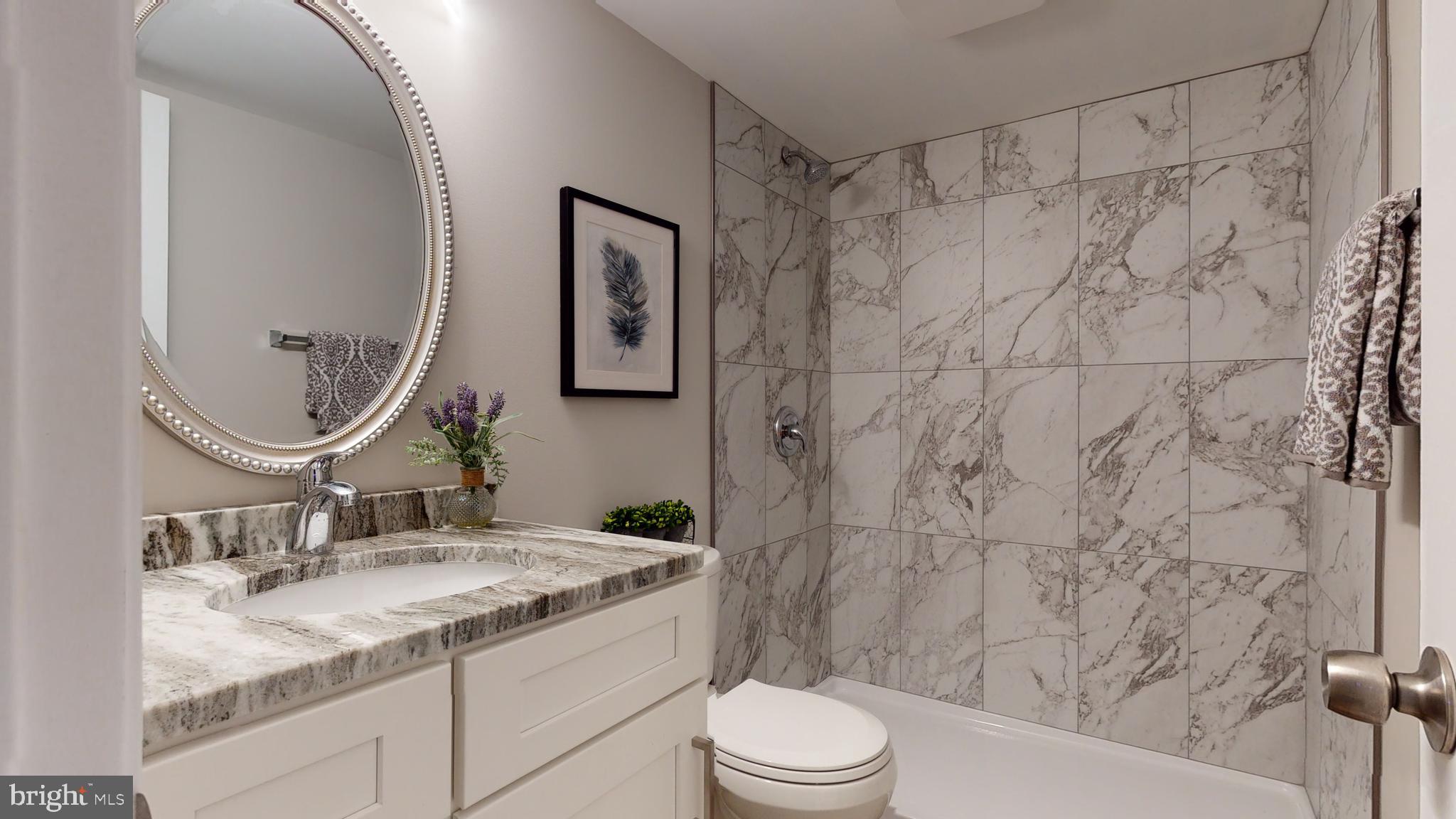 GOLDEN BEACH - Residential