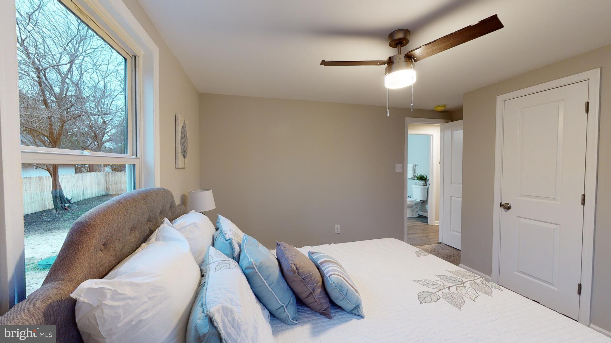 GOLDEN BEACH - Residential