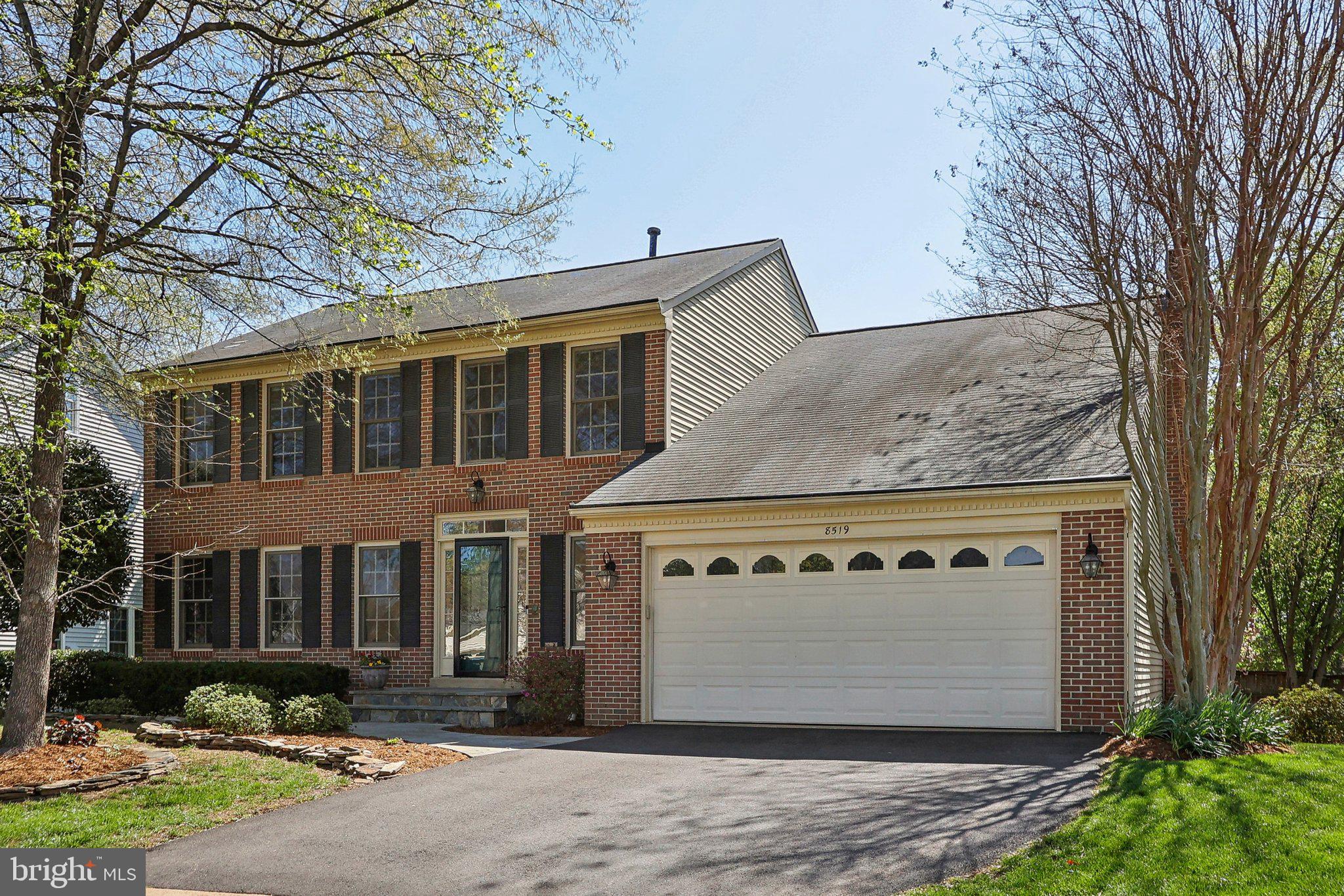 8519 CENTURY OAK COURT
