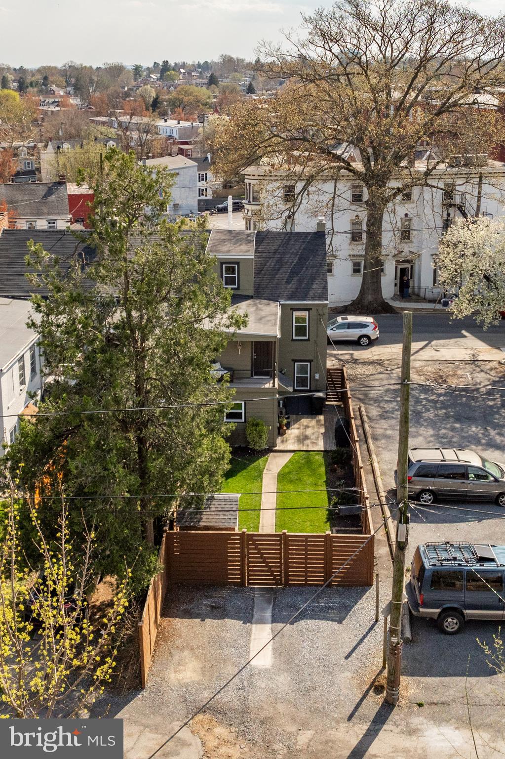 LANCASTER - Residential