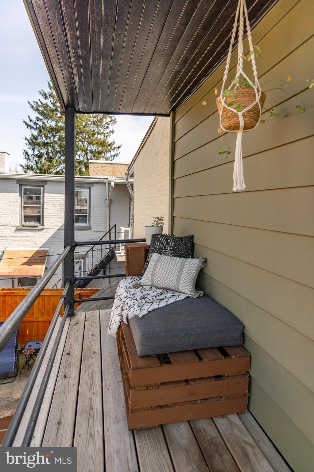 LANCASTER - Residential