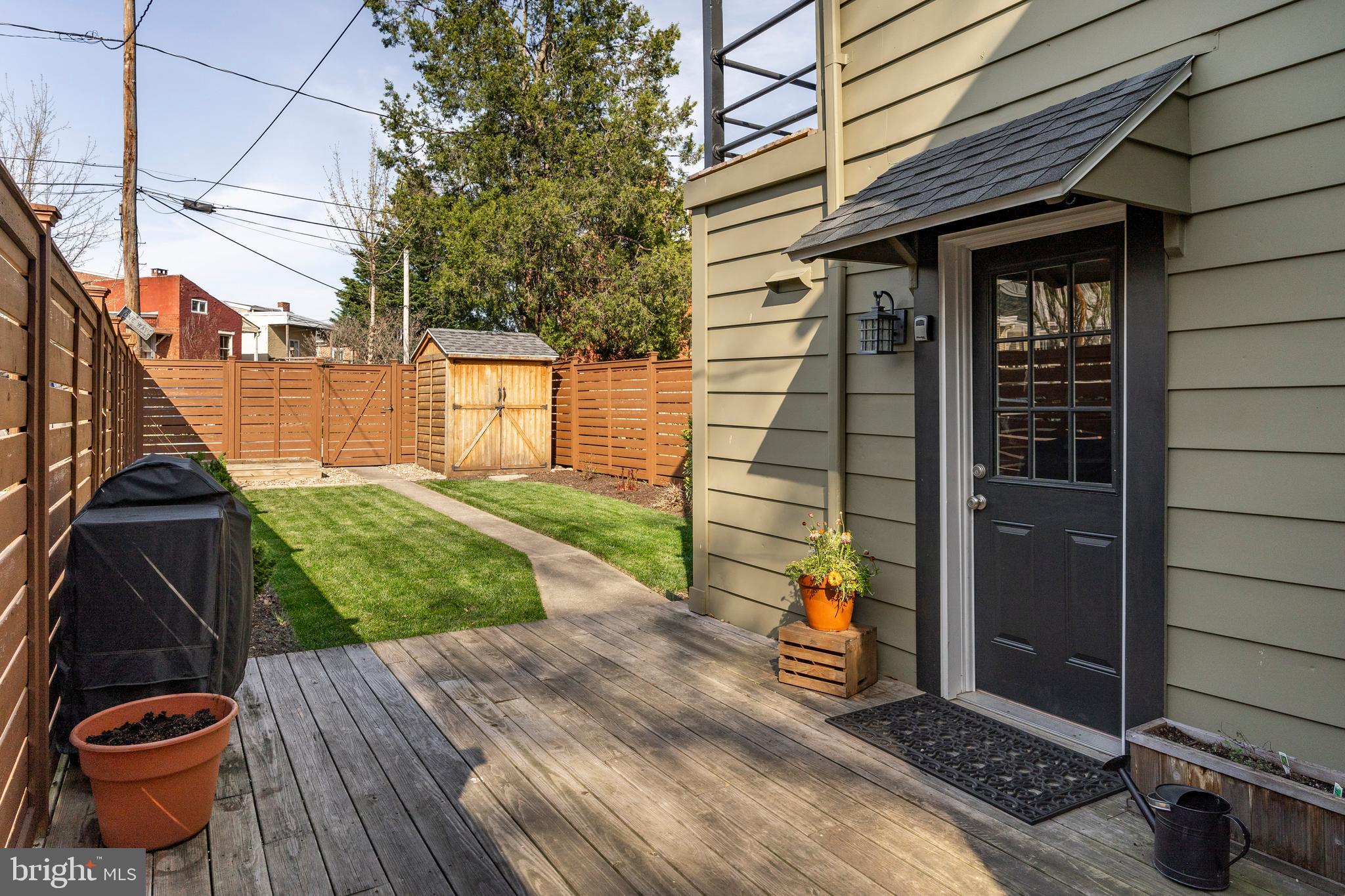 LANCASTER - Residential