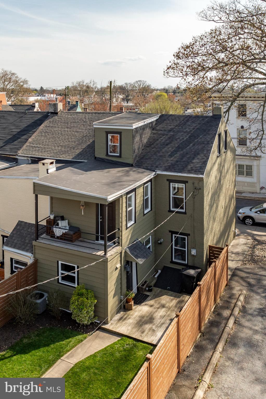 LANCASTER - Residential