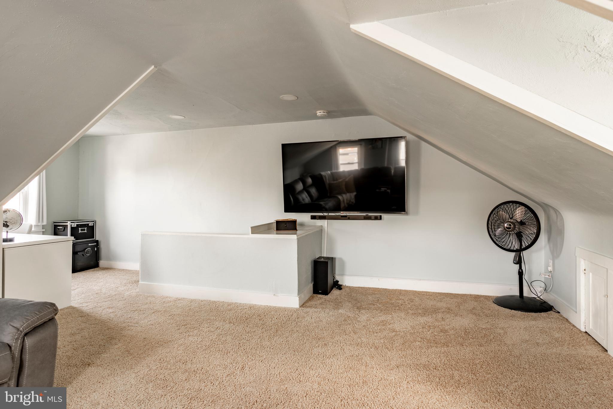 LANCASTER - Residential