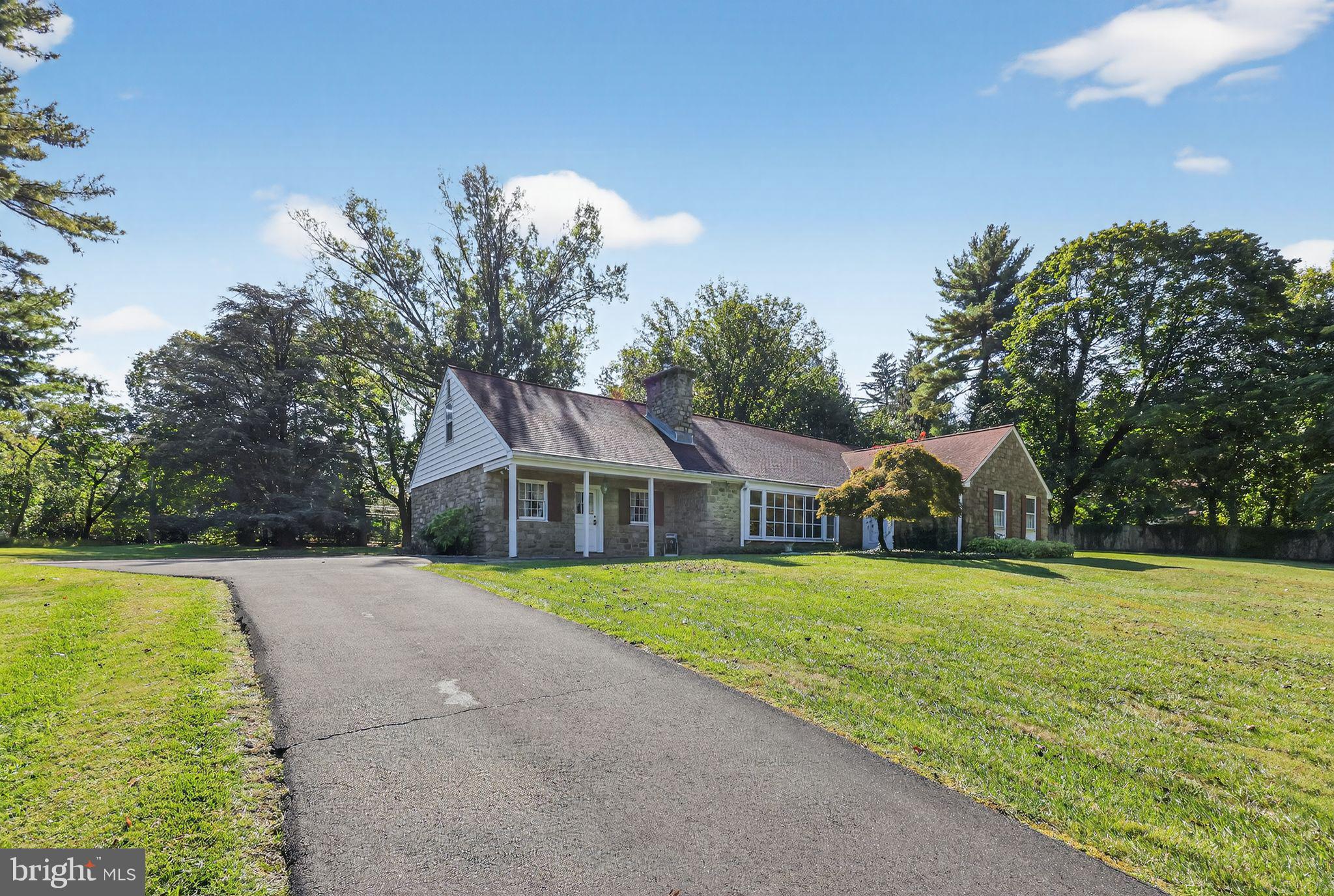 MEADOWBROOK - Residential