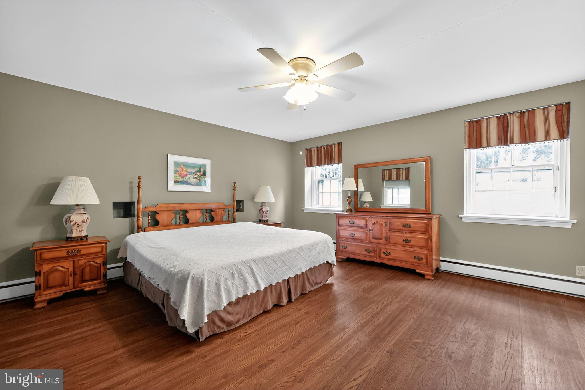 MEADOWBROOK - Residential