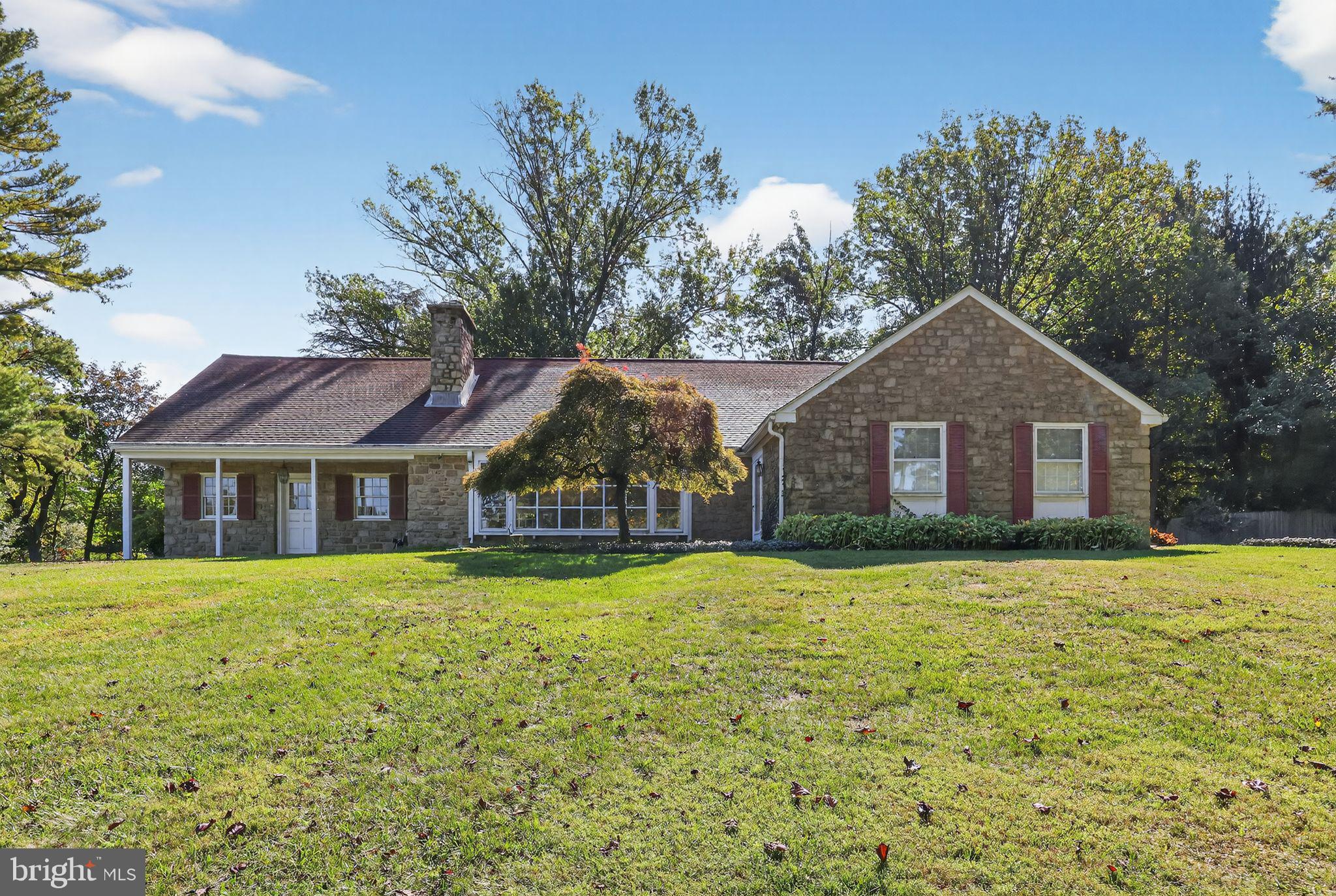 MEADOWBROOK - Residential