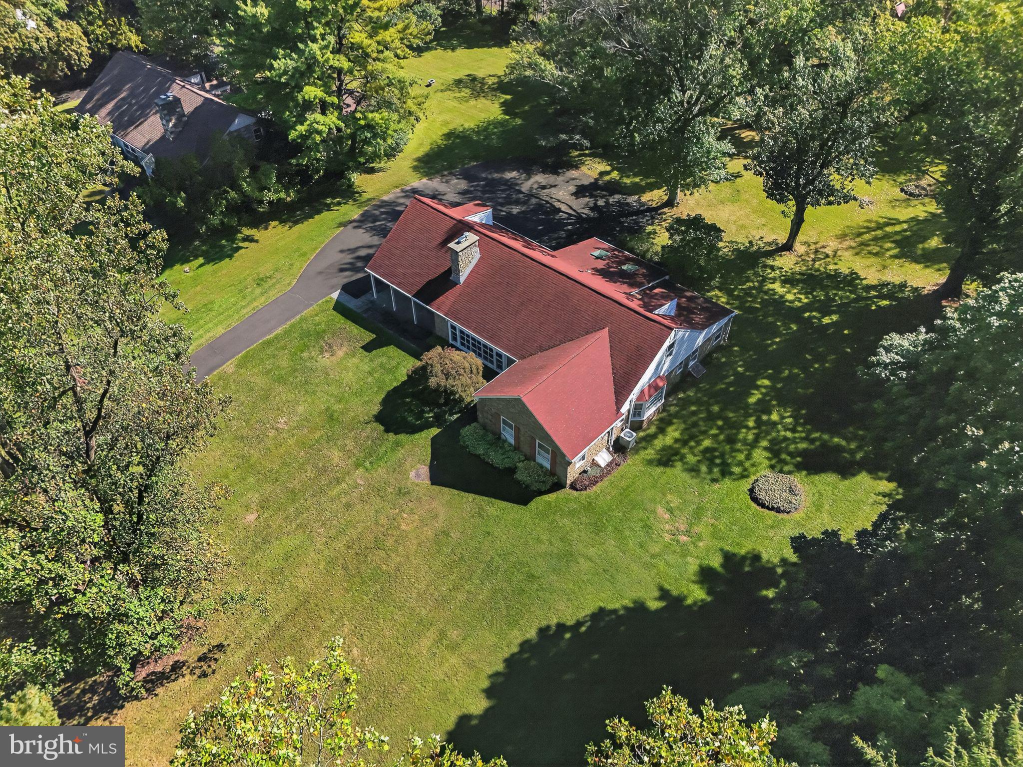 MEADOWBROOK - Residential