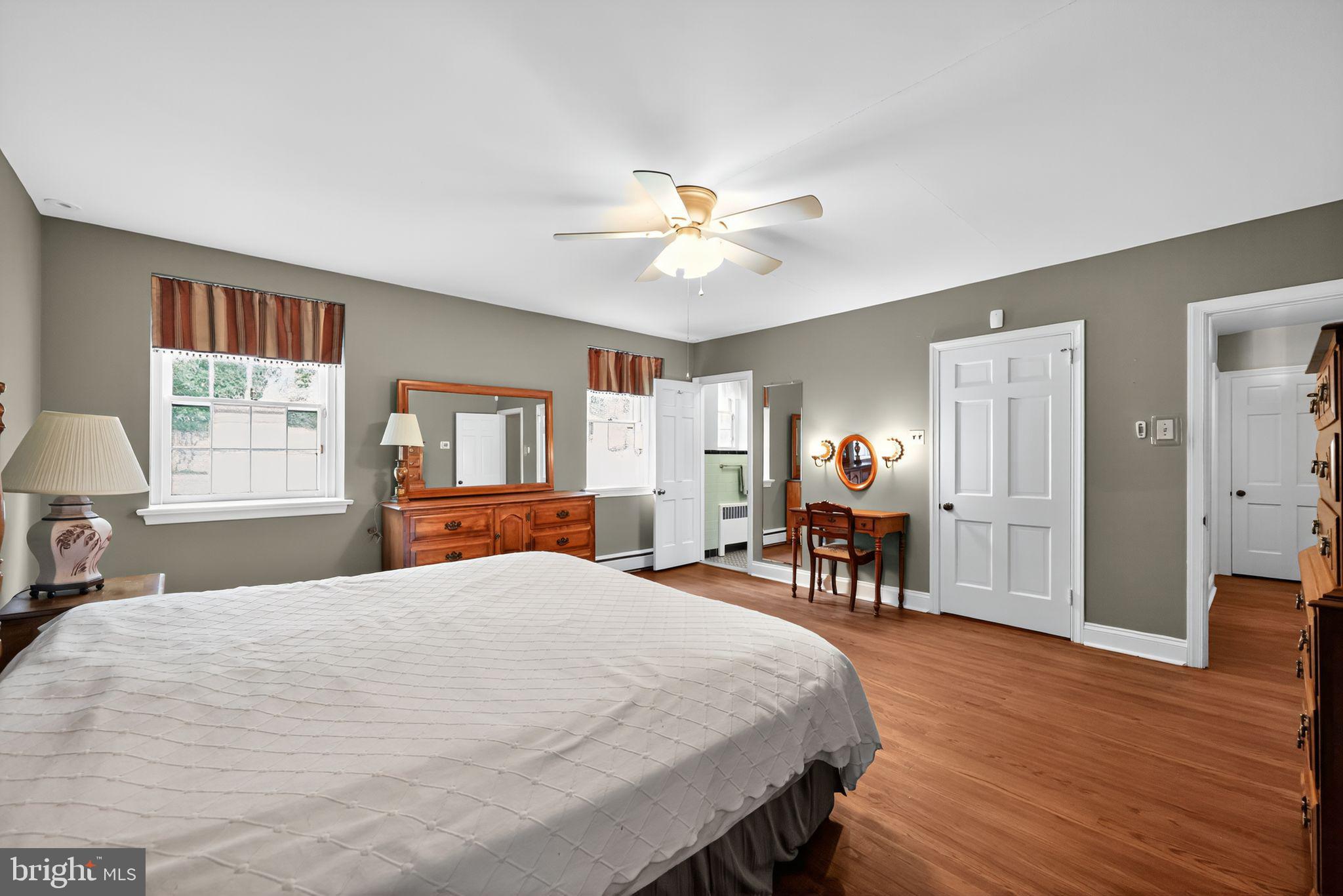 MEADOWBROOK - Residential