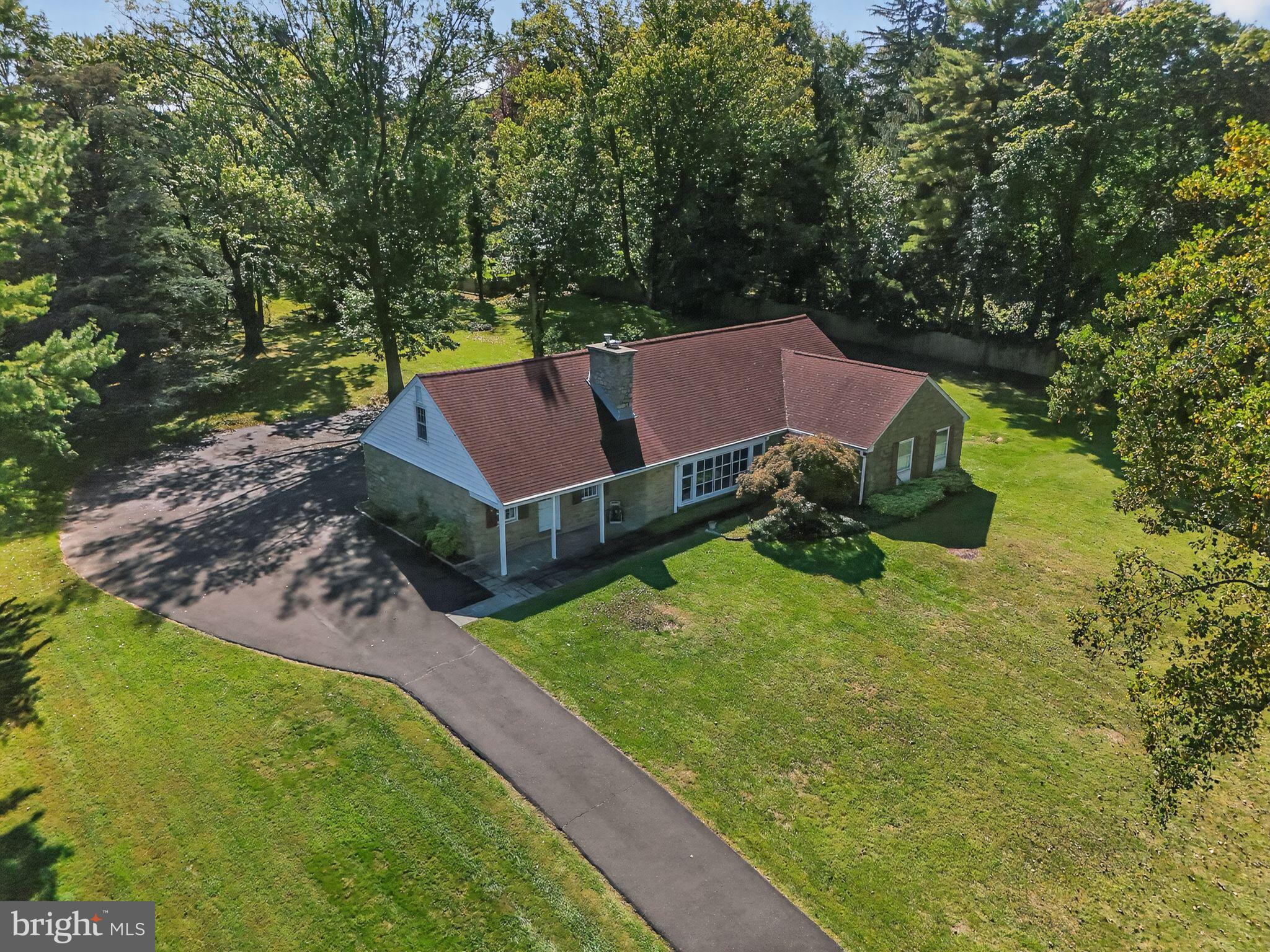 MEADOWBROOK - Residential