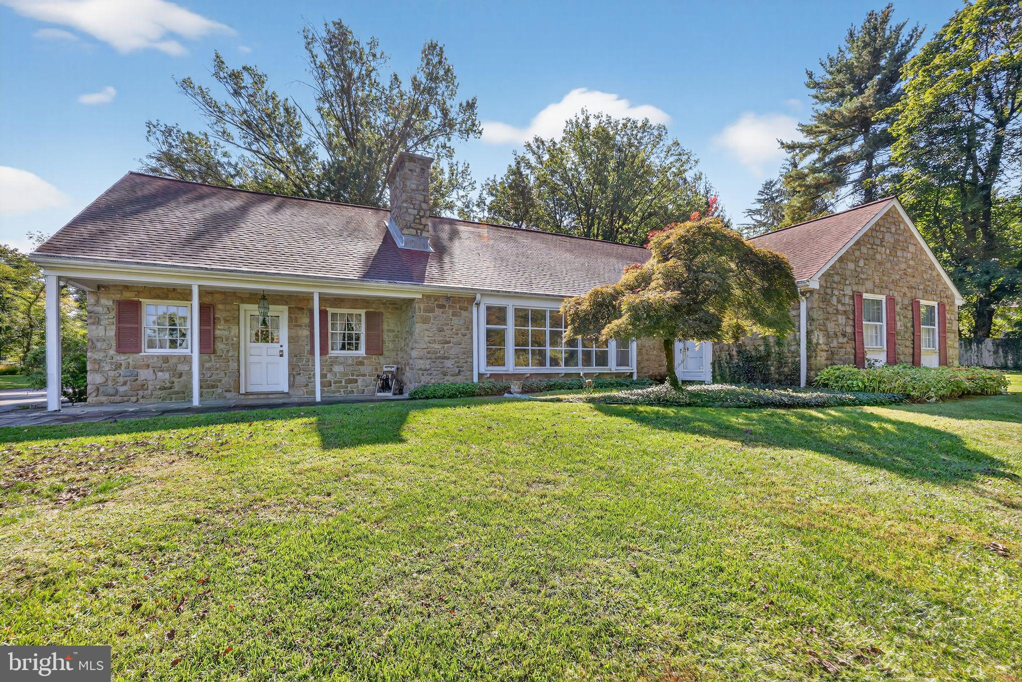 MEADOWBROOK - Residential