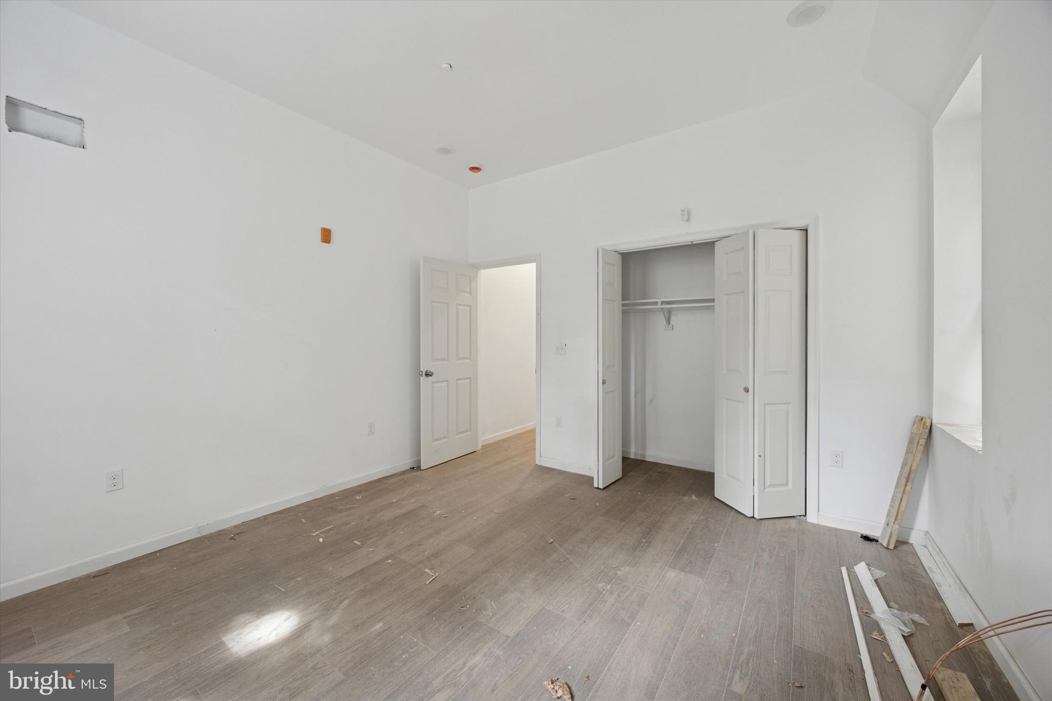 STRAWBERRY MANSION - Residential Income