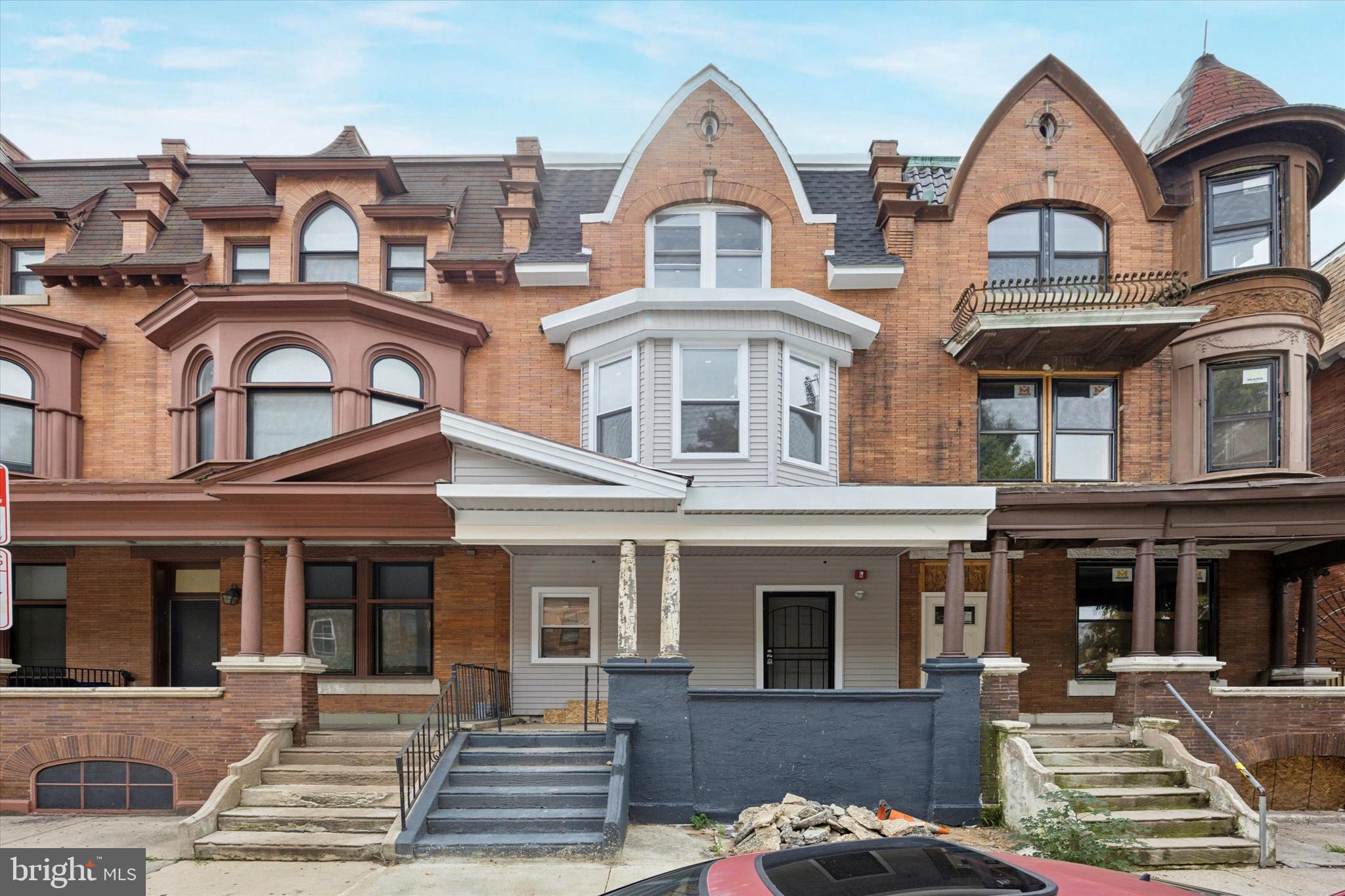 STRAWBERRY MANSION - Residential Income