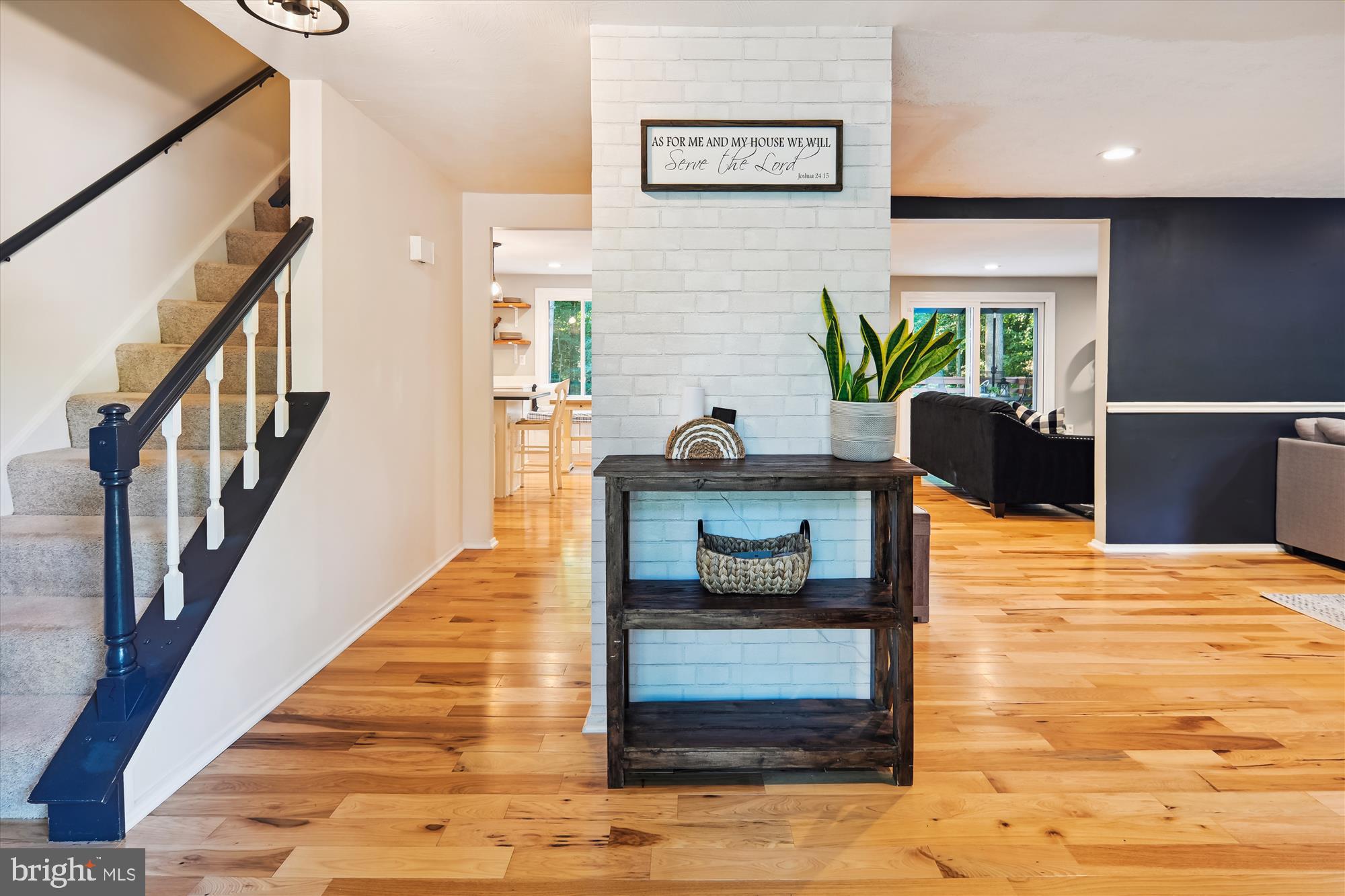 RESTON - Residential