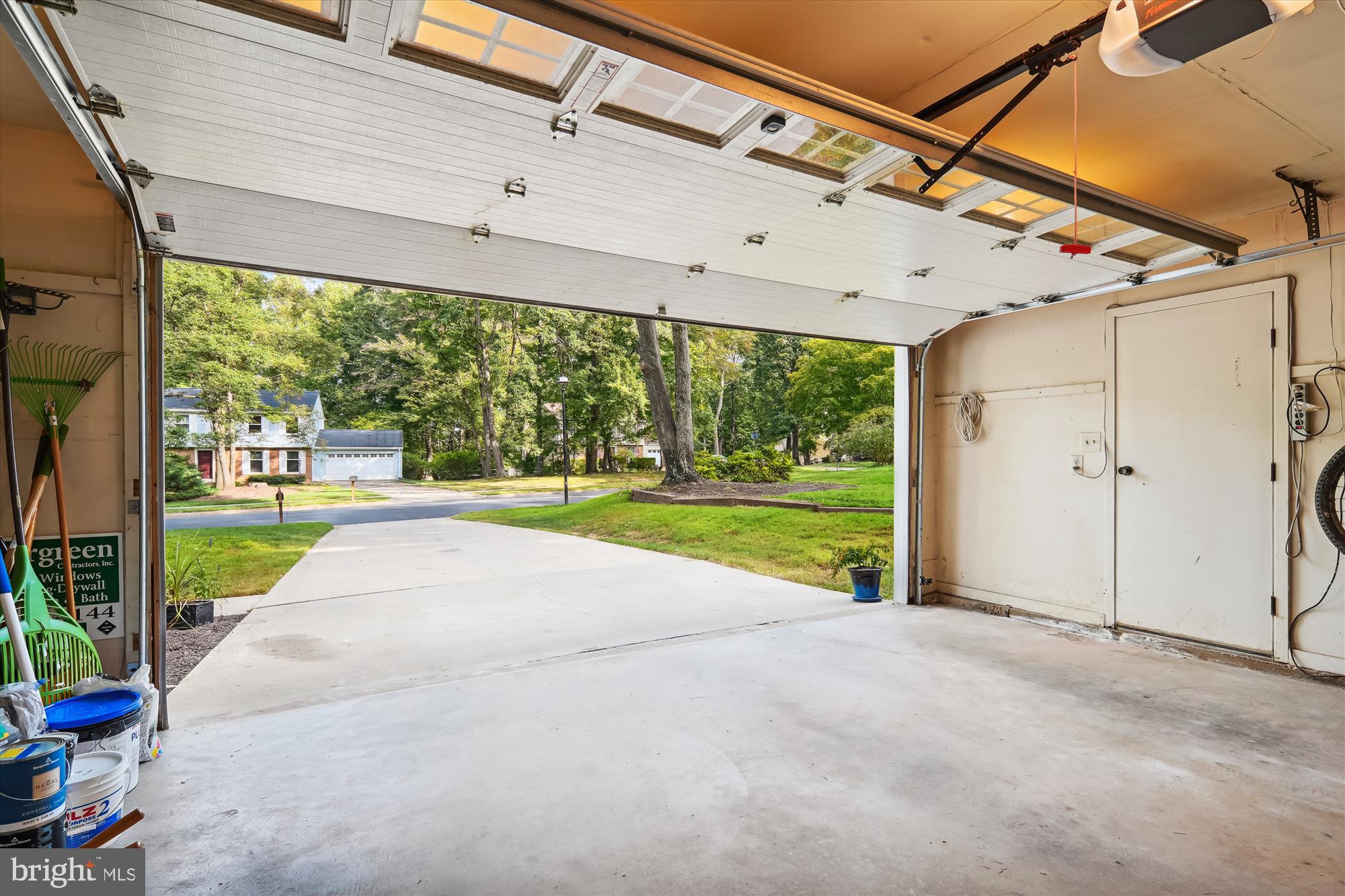 RESTON - Residential