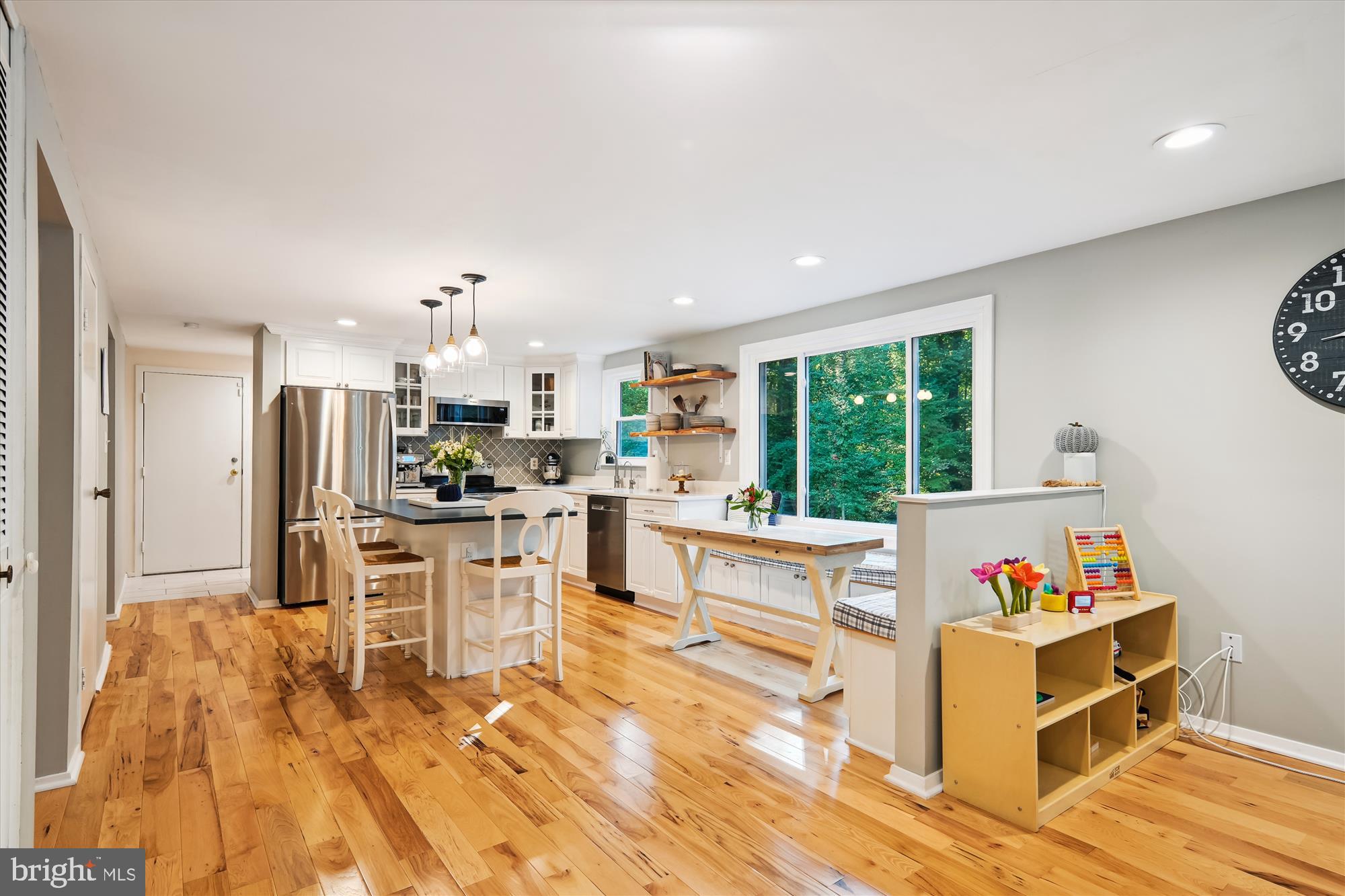 RESTON - Residential