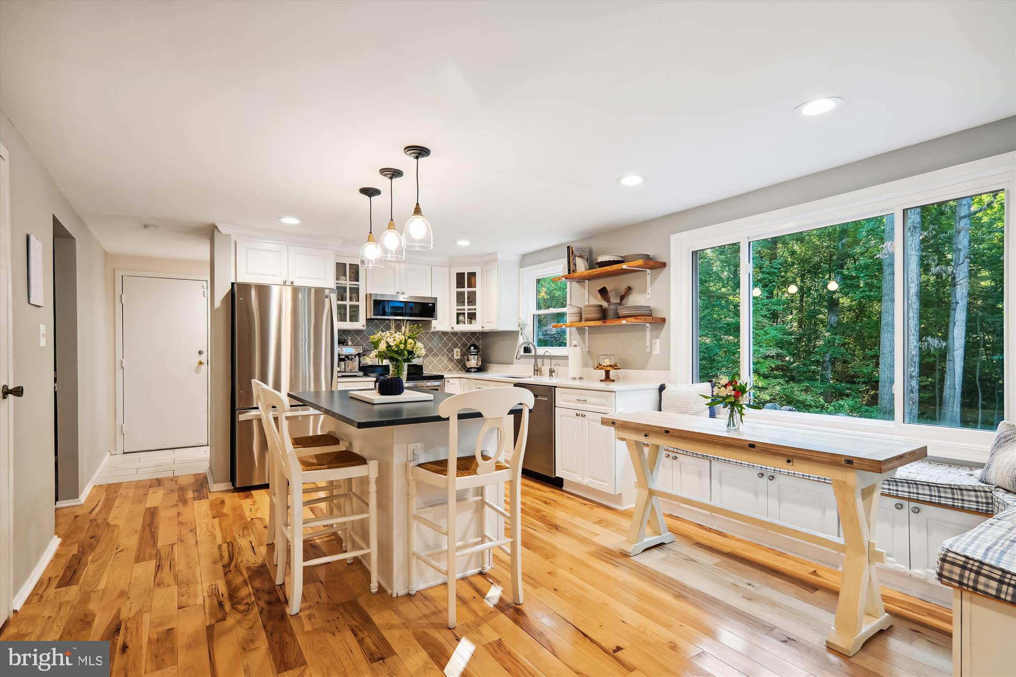 RESTON - Residential