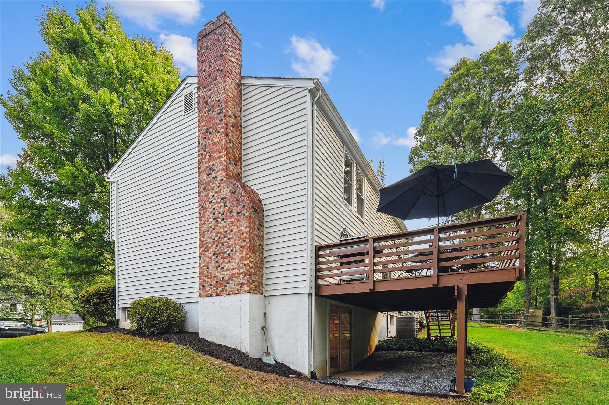 RESTON - Residential