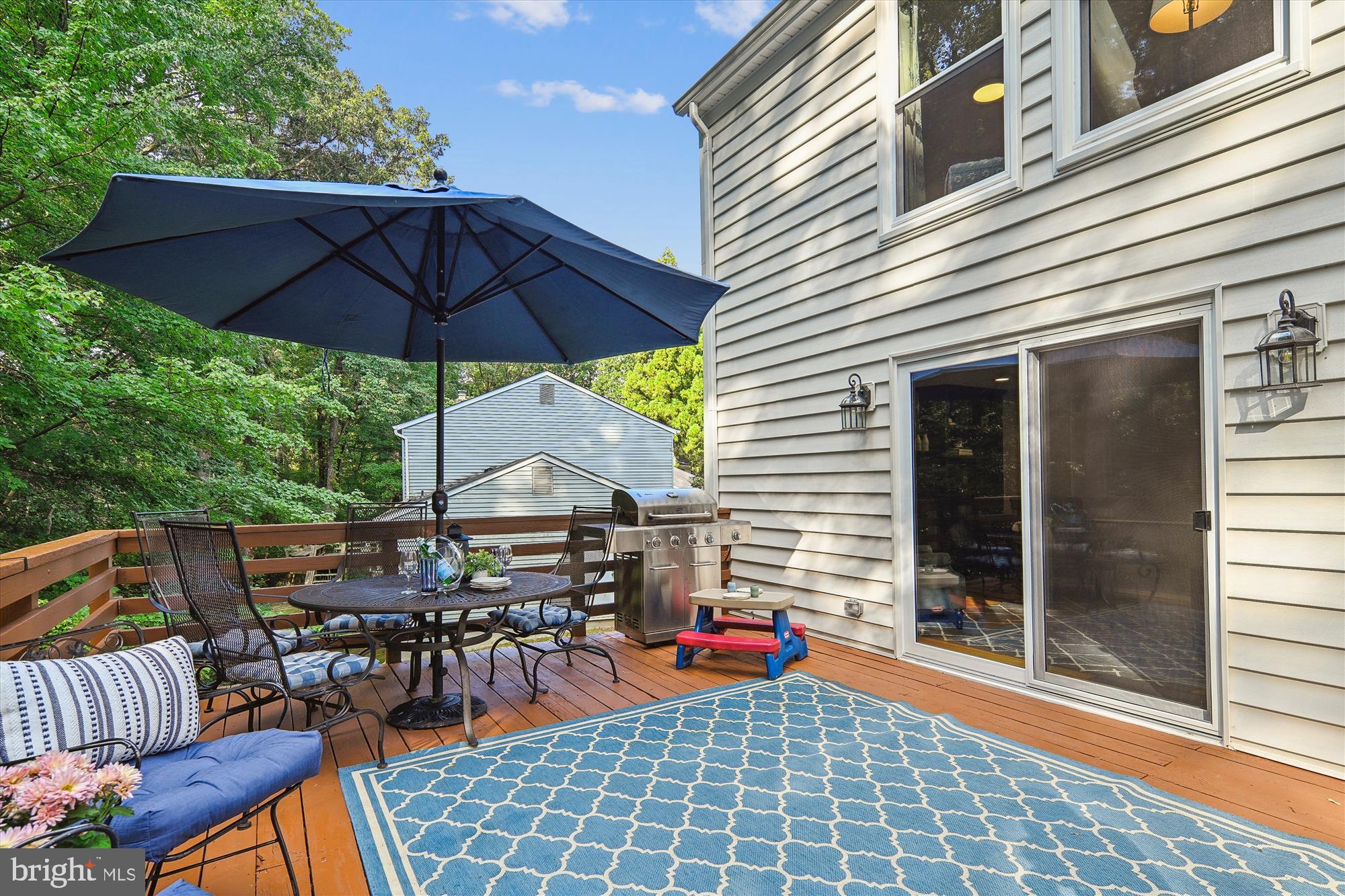 RESTON - Residential