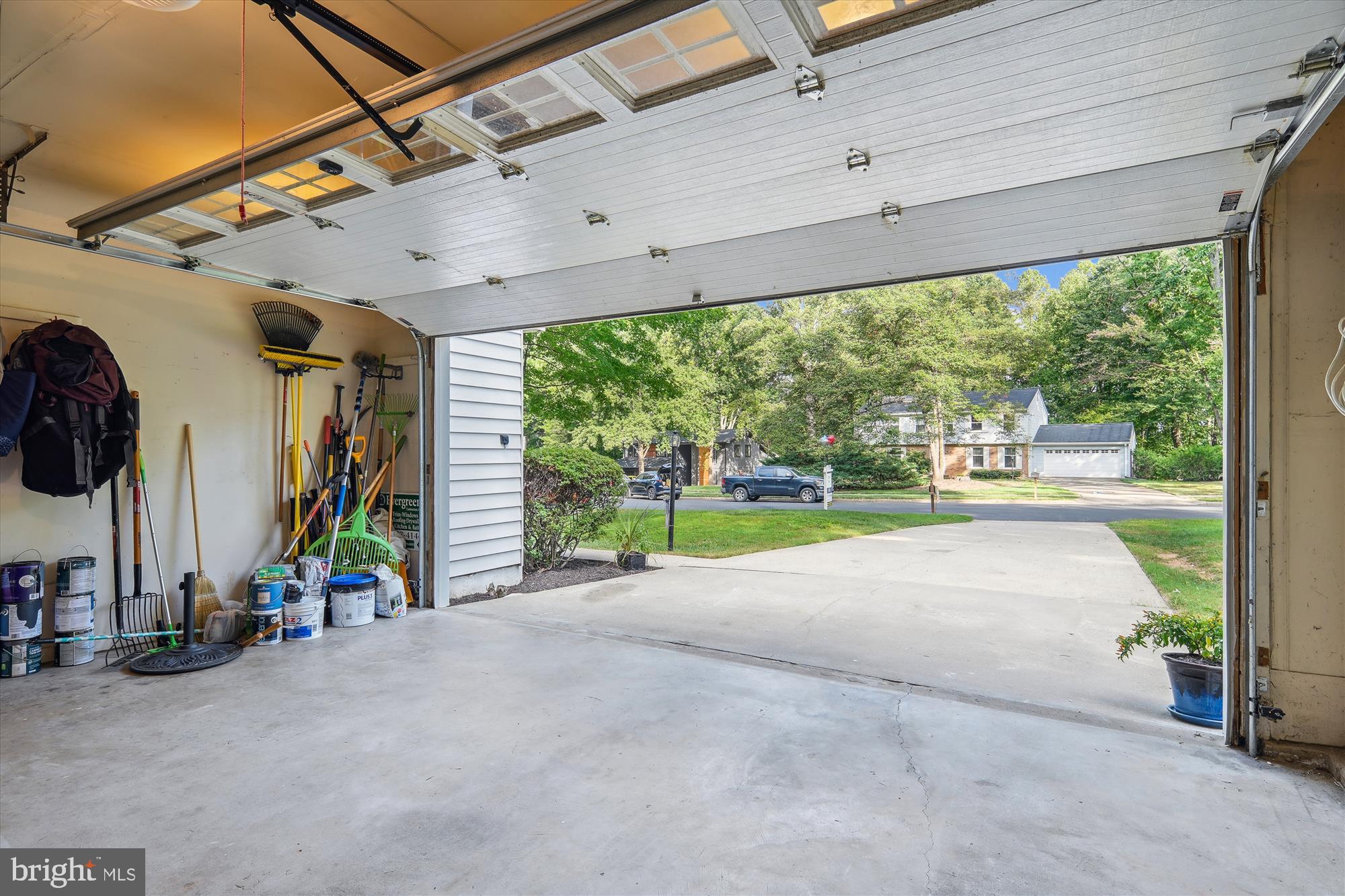 RESTON - Residential