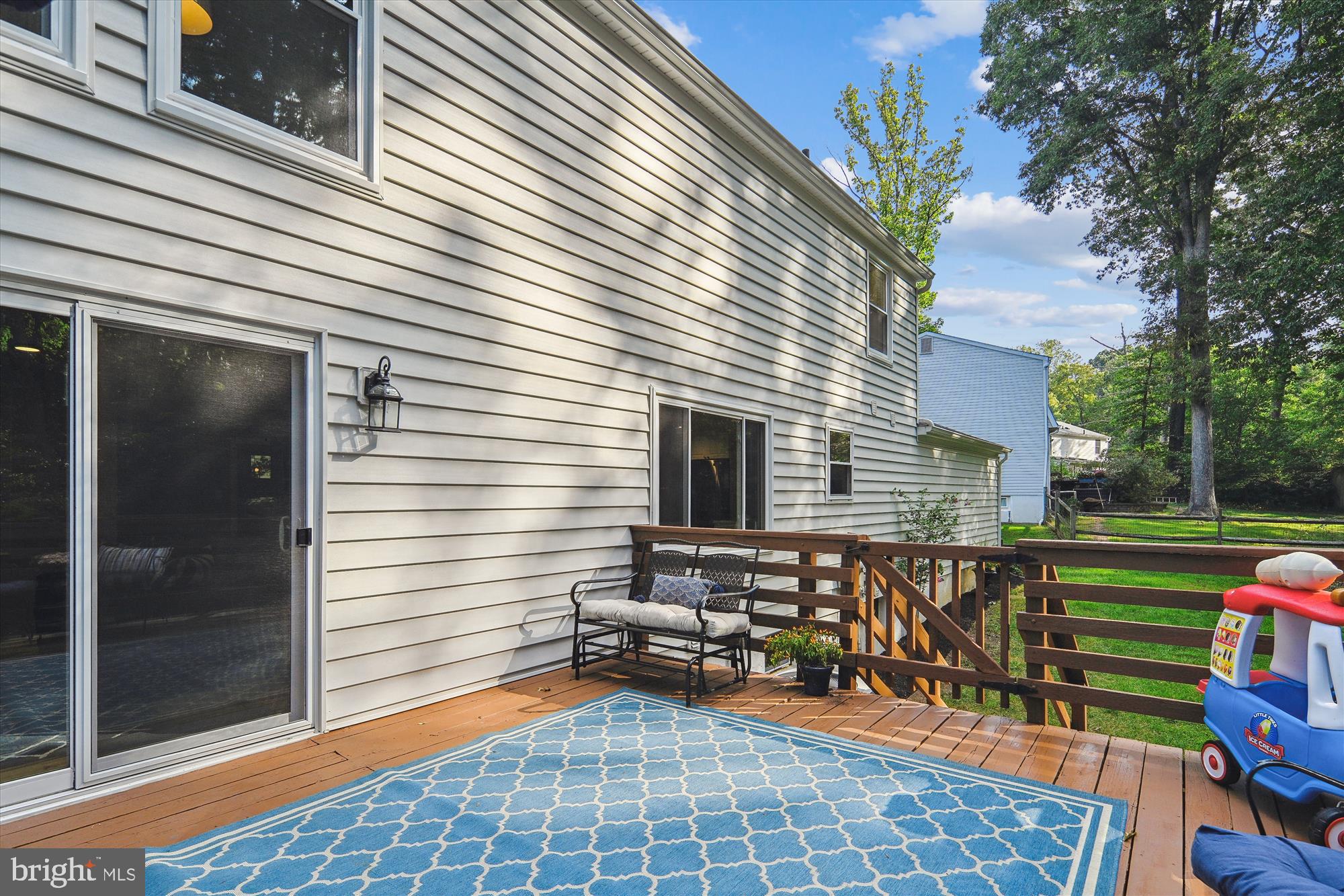 RESTON - Residential