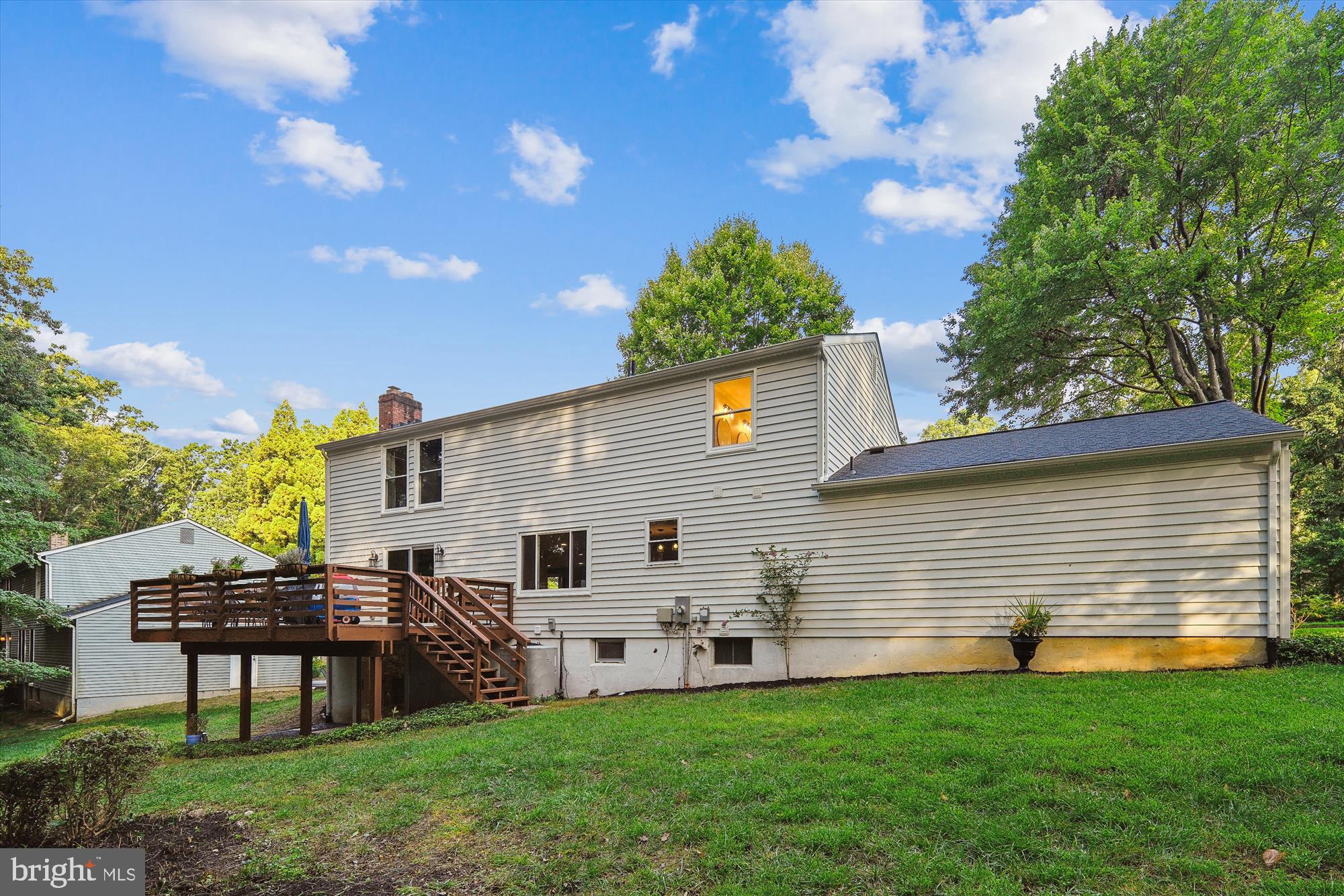 RESTON - Residential