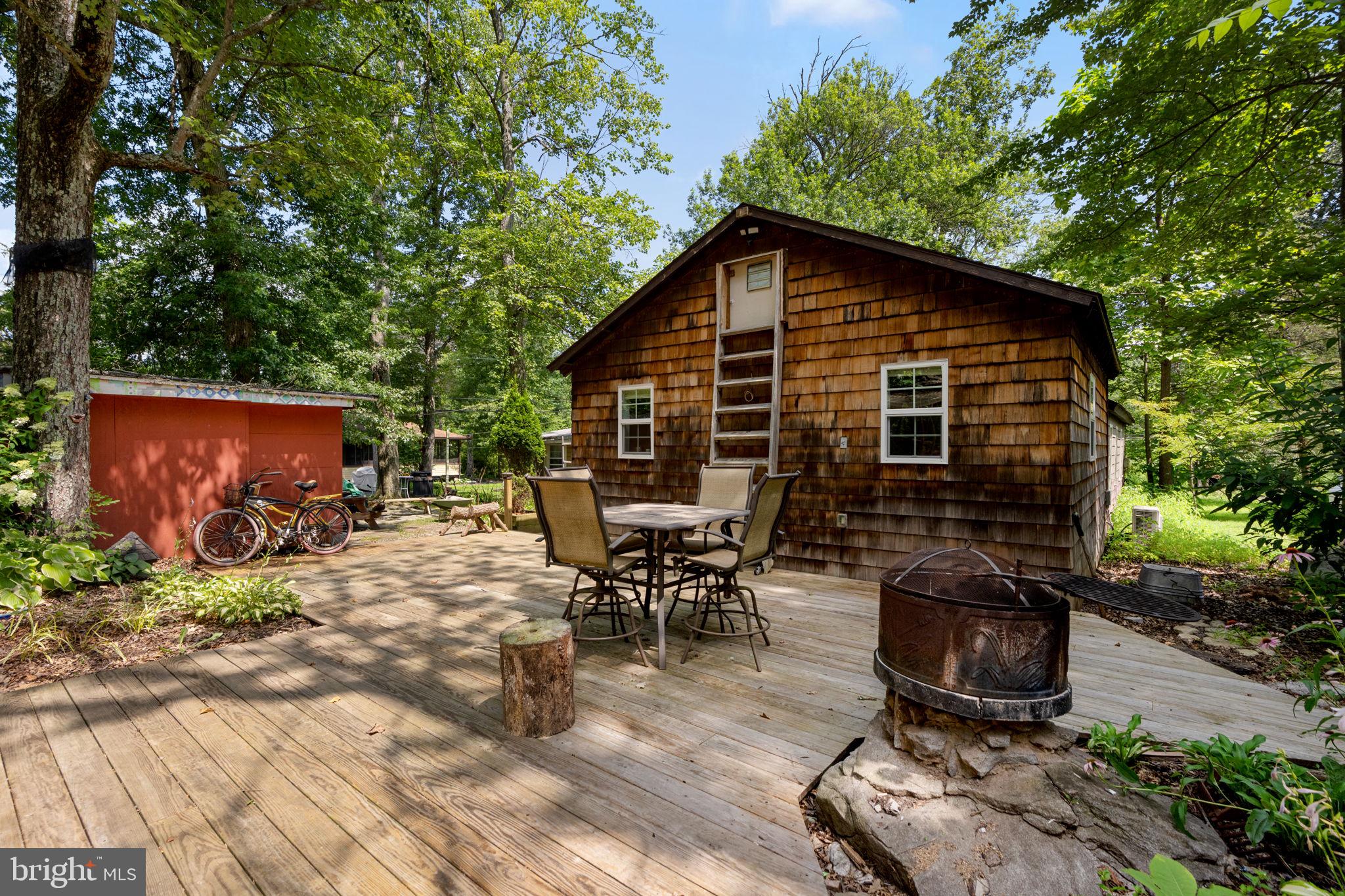 1285 NURSERY ROAD 8