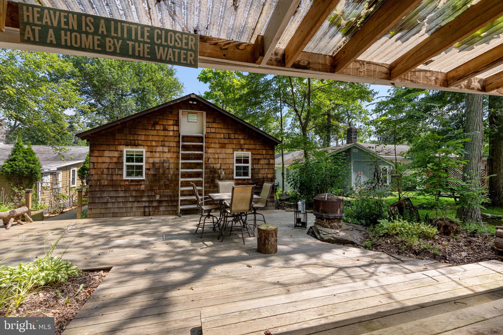 1285 NURSERY ROAD 8