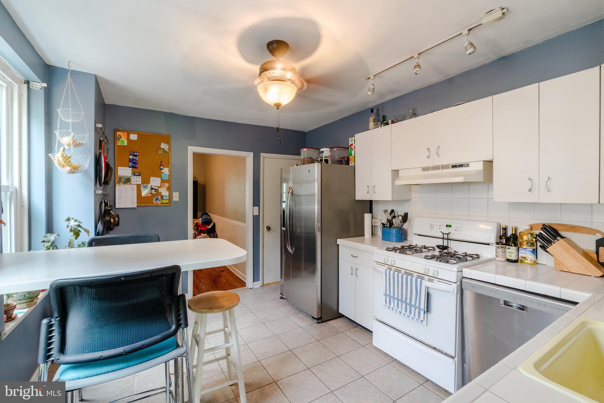 ROXBOROUGH - Residential Lease