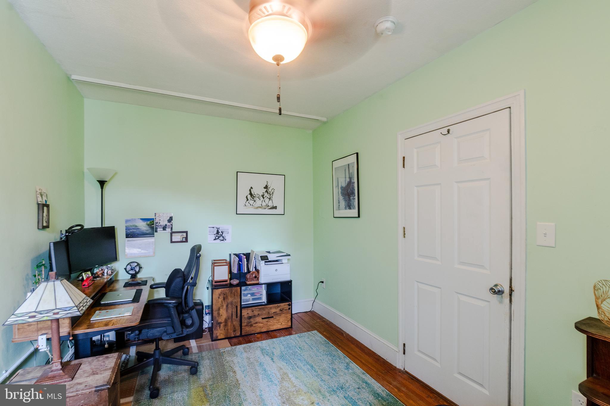 ROXBOROUGH - Residential Lease