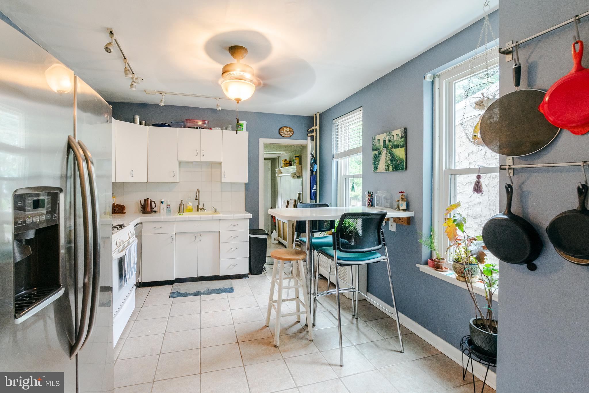 ROXBOROUGH - Residential Lease