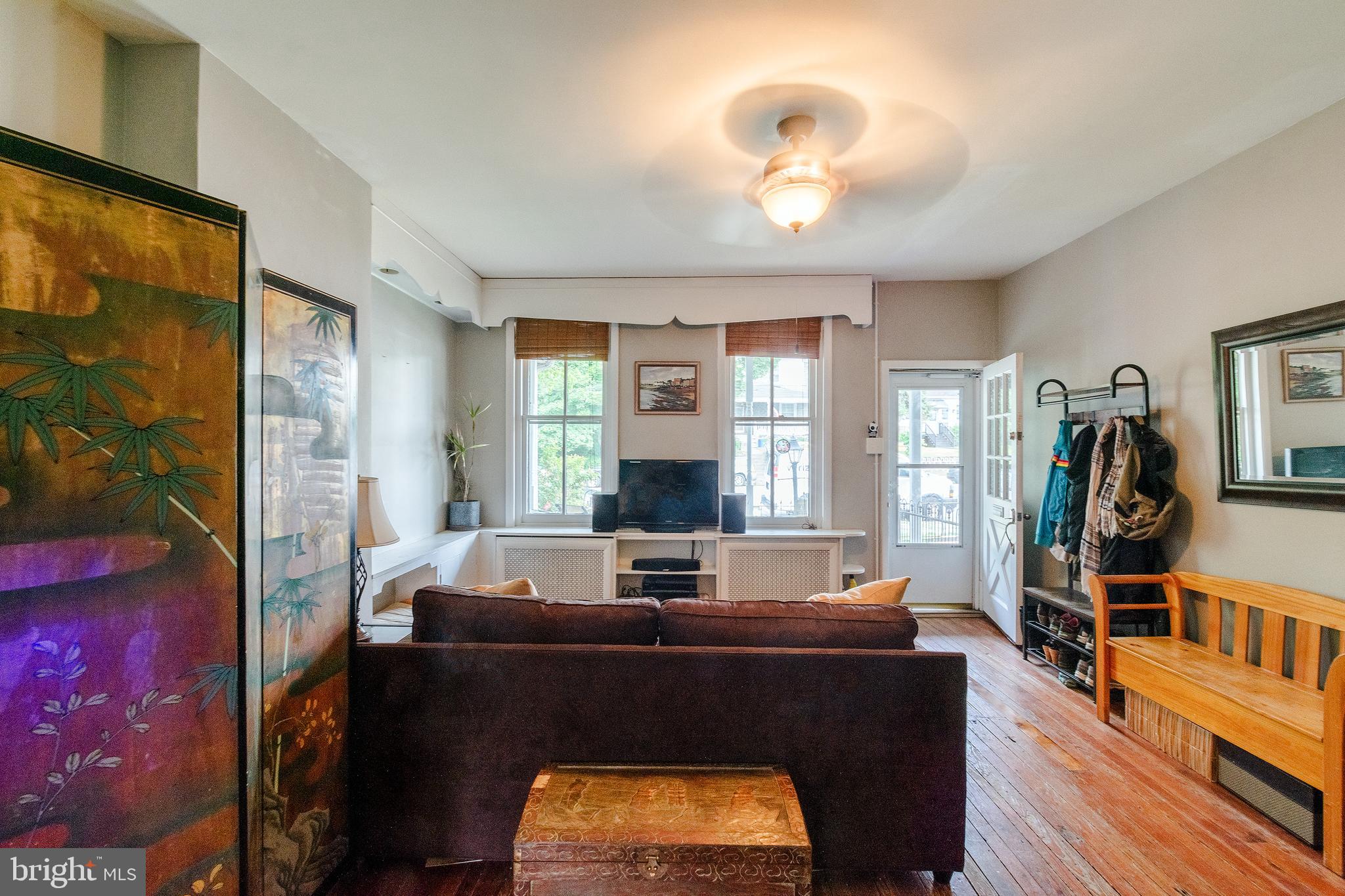 ROXBOROUGH - Residential Lease