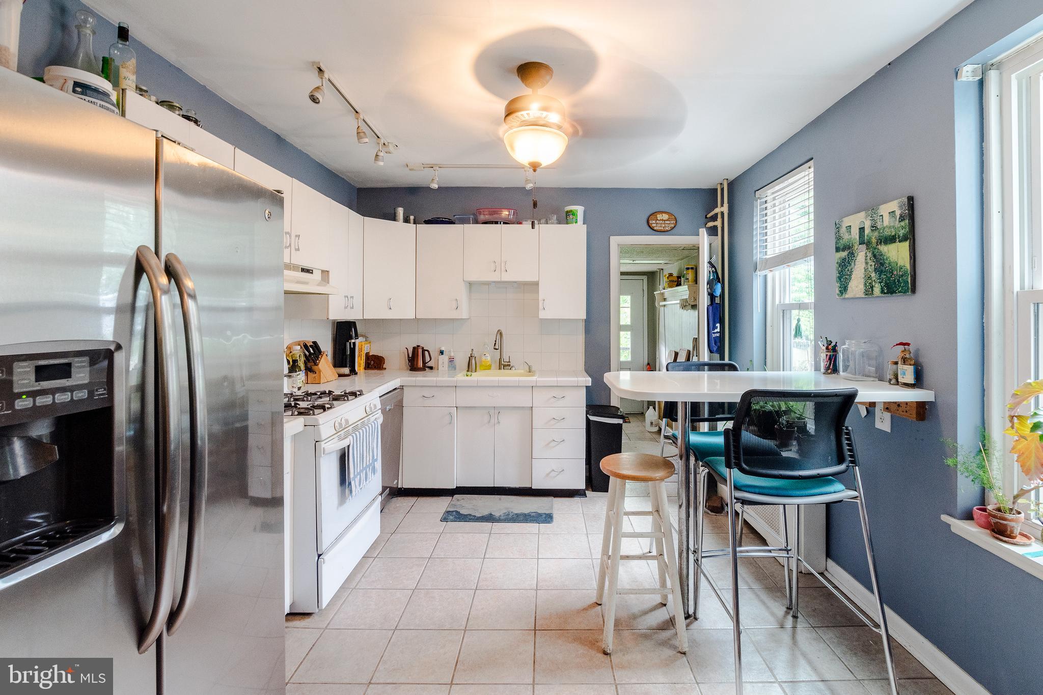 ROXBOROUGH - Residential Lease