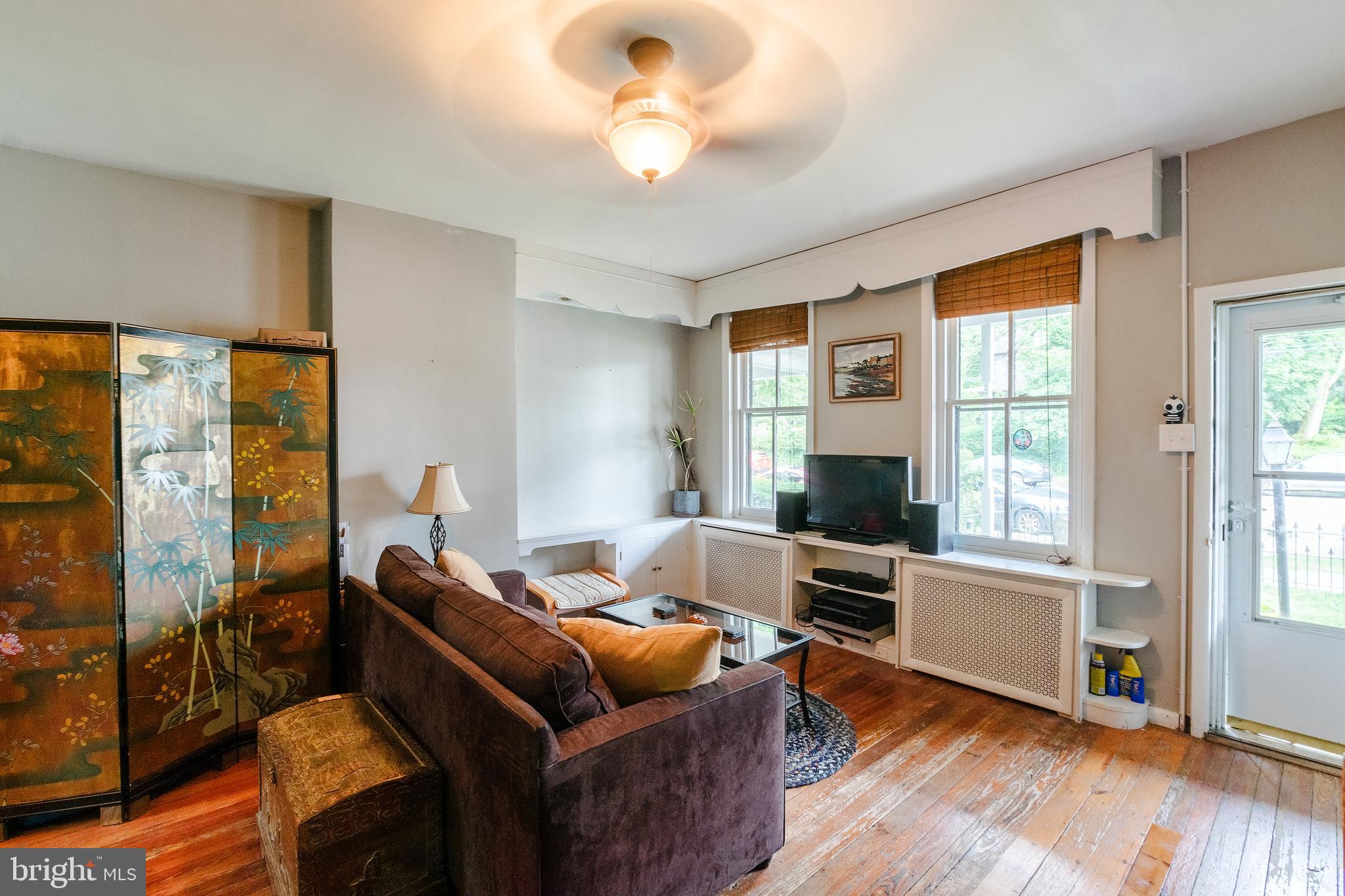 ROXBOROUGH - Residential Lease