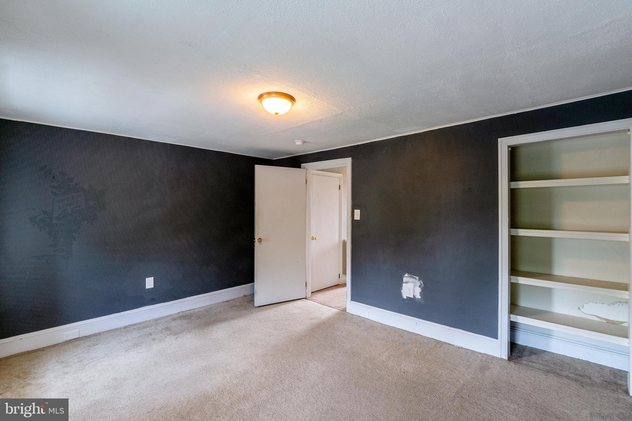 ROXBOROUGH - Residential Lease