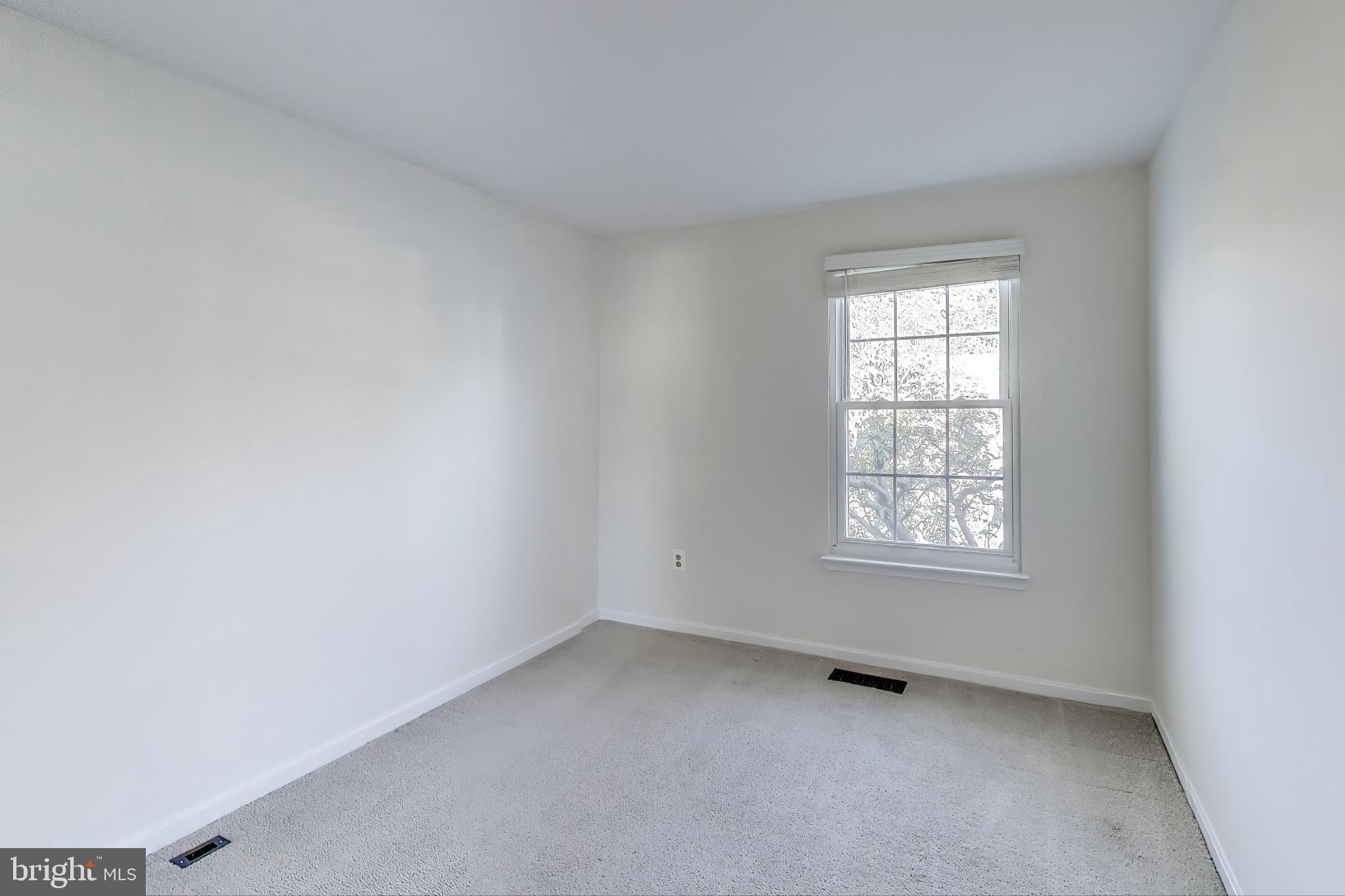 CASHELL MANOR - Residential Lease