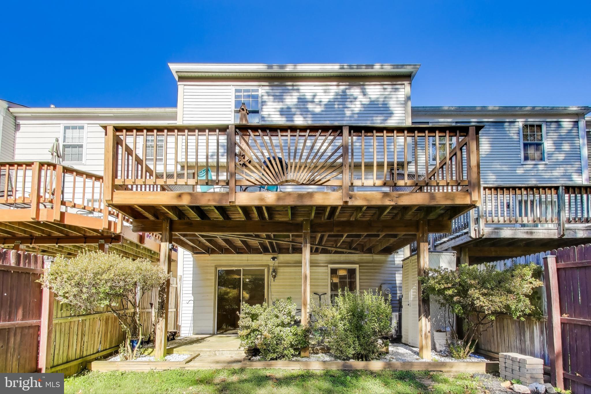 CASHELL MANOR - Residential Lease